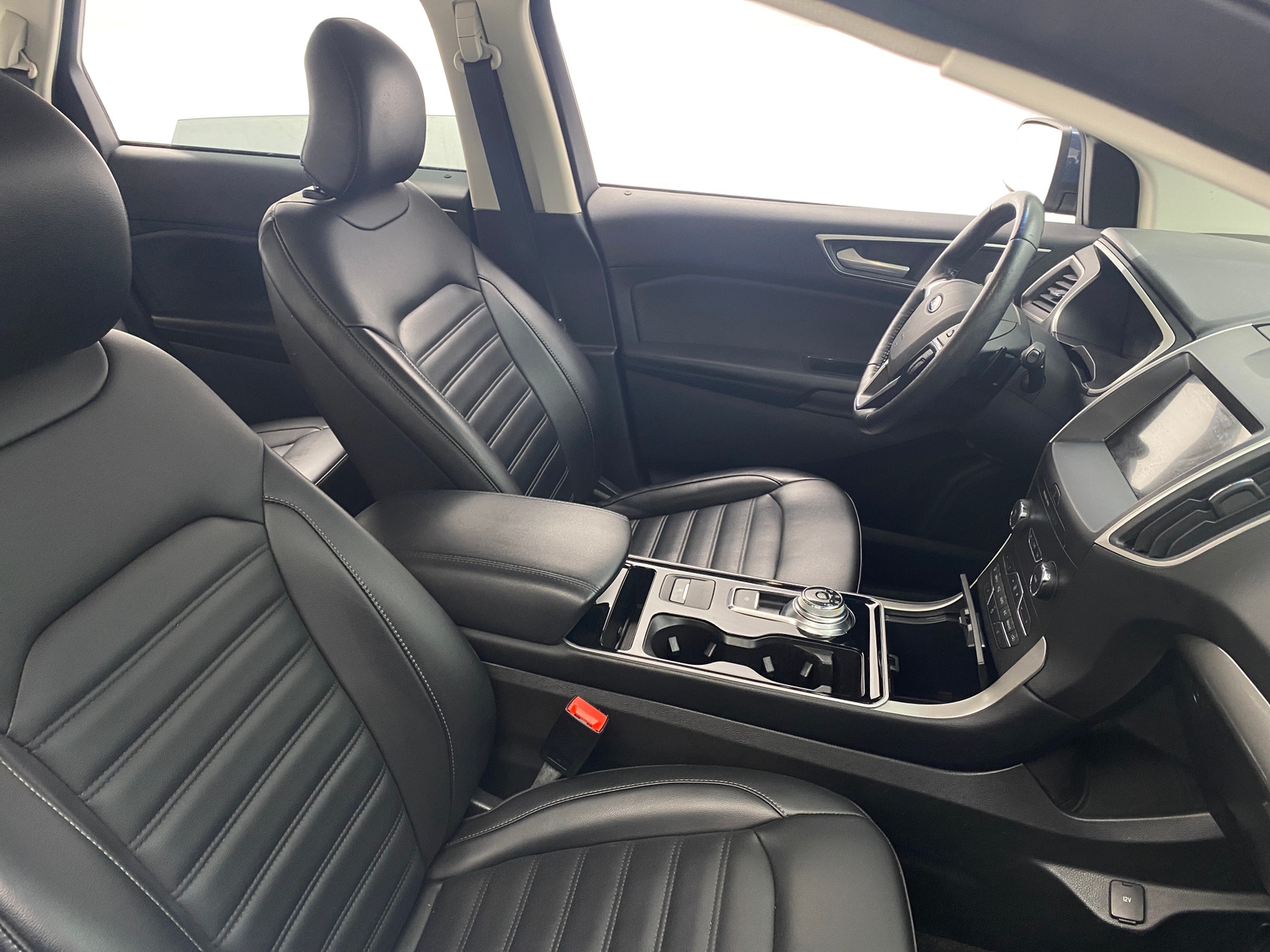 Thumbnail: 2019 Ford Edge - 2