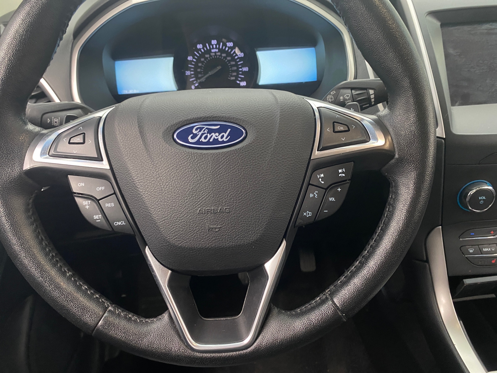 Thumbnail: 2019 Ford Edge - 5