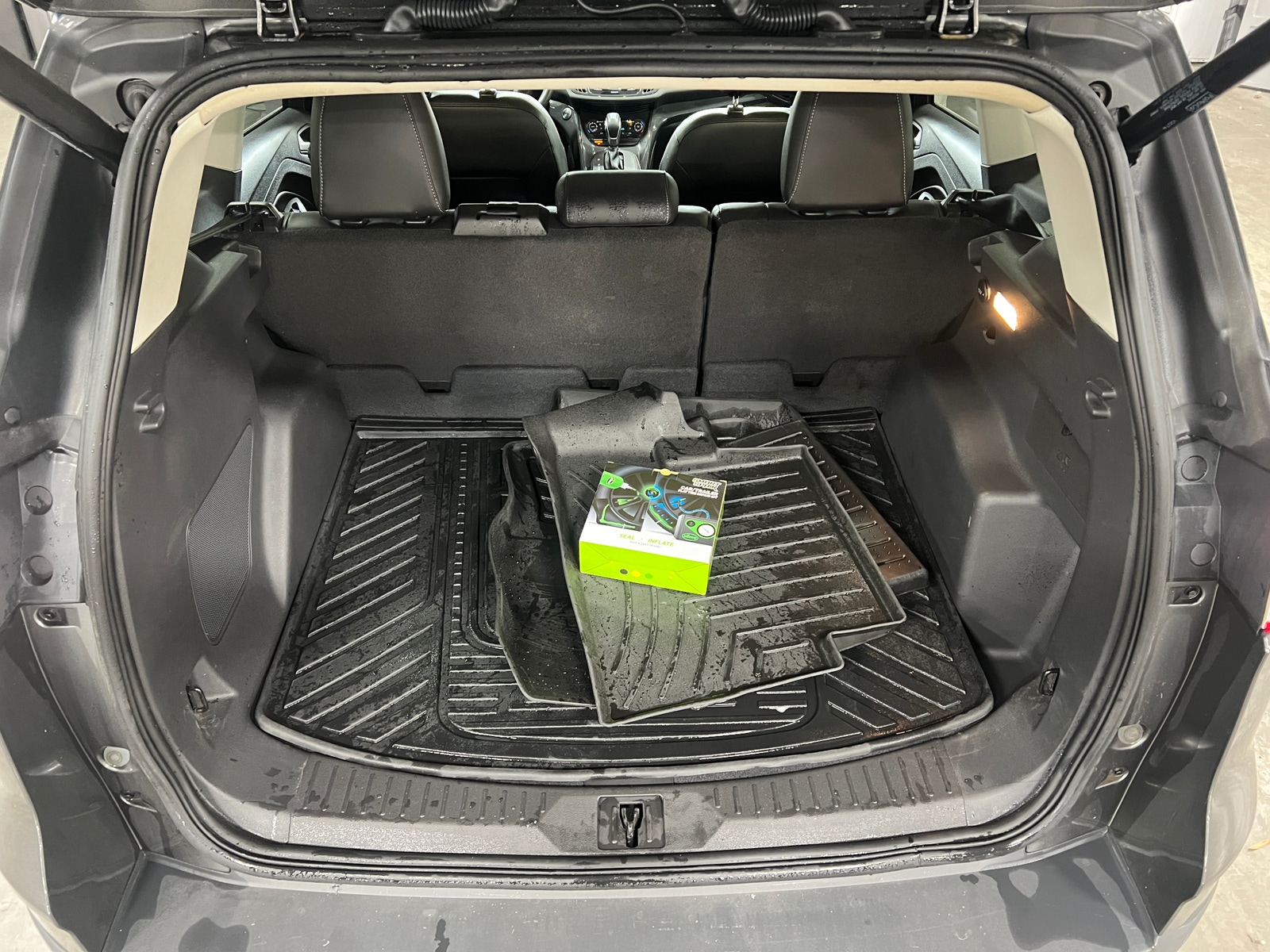 Thumbnail: 2016 Ford Escape - 6