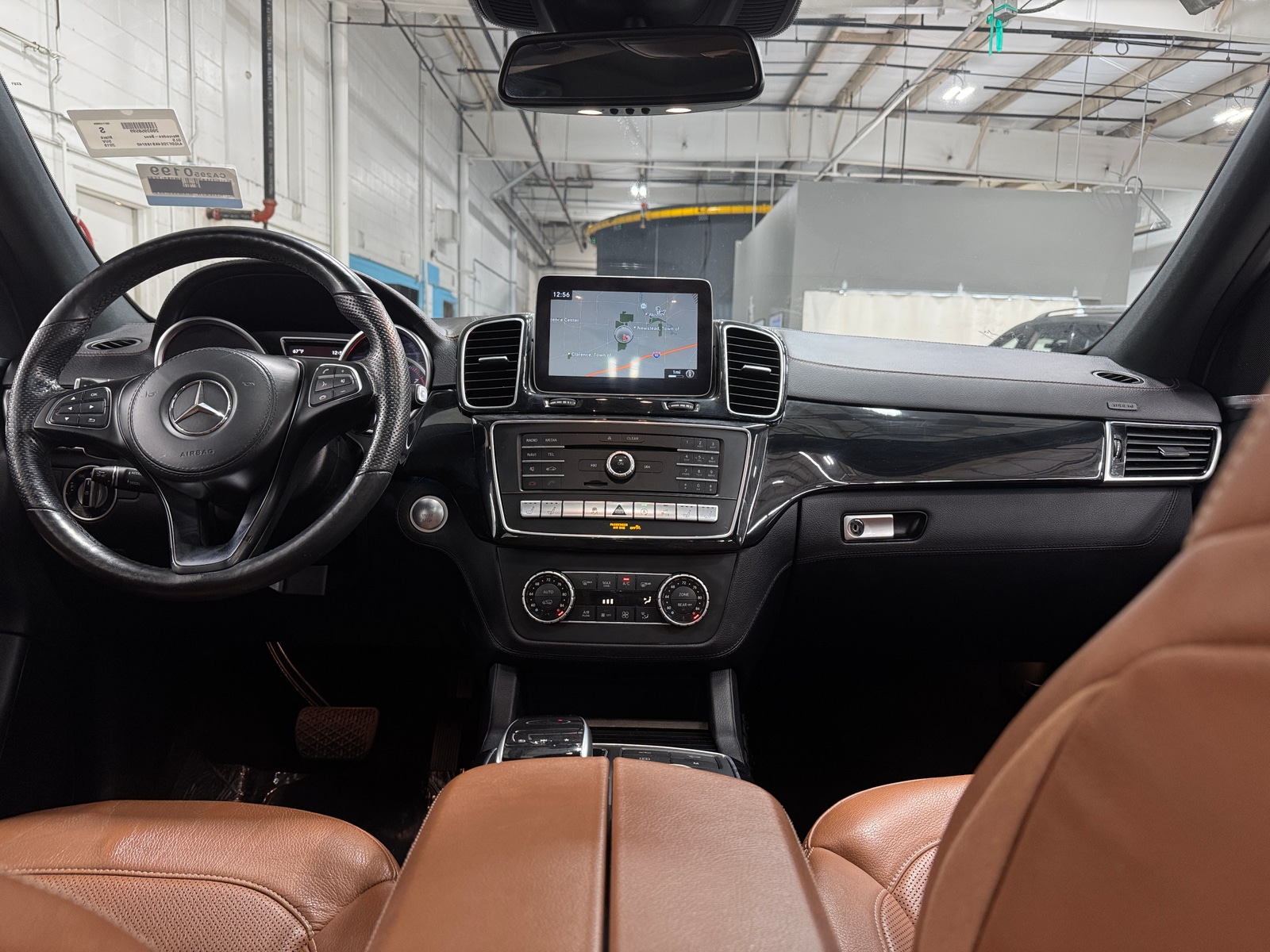 Thumbnail: 2019 Mercedes-Benz GLS - 2