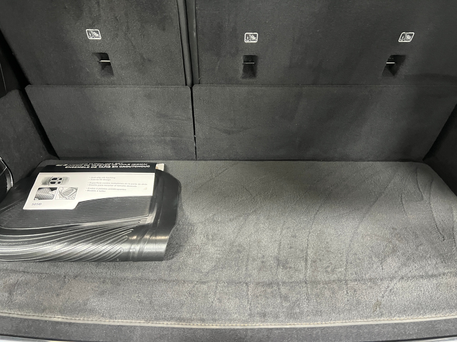 Thumbnail: 2022 Jeep Grand Wagoneer - 6