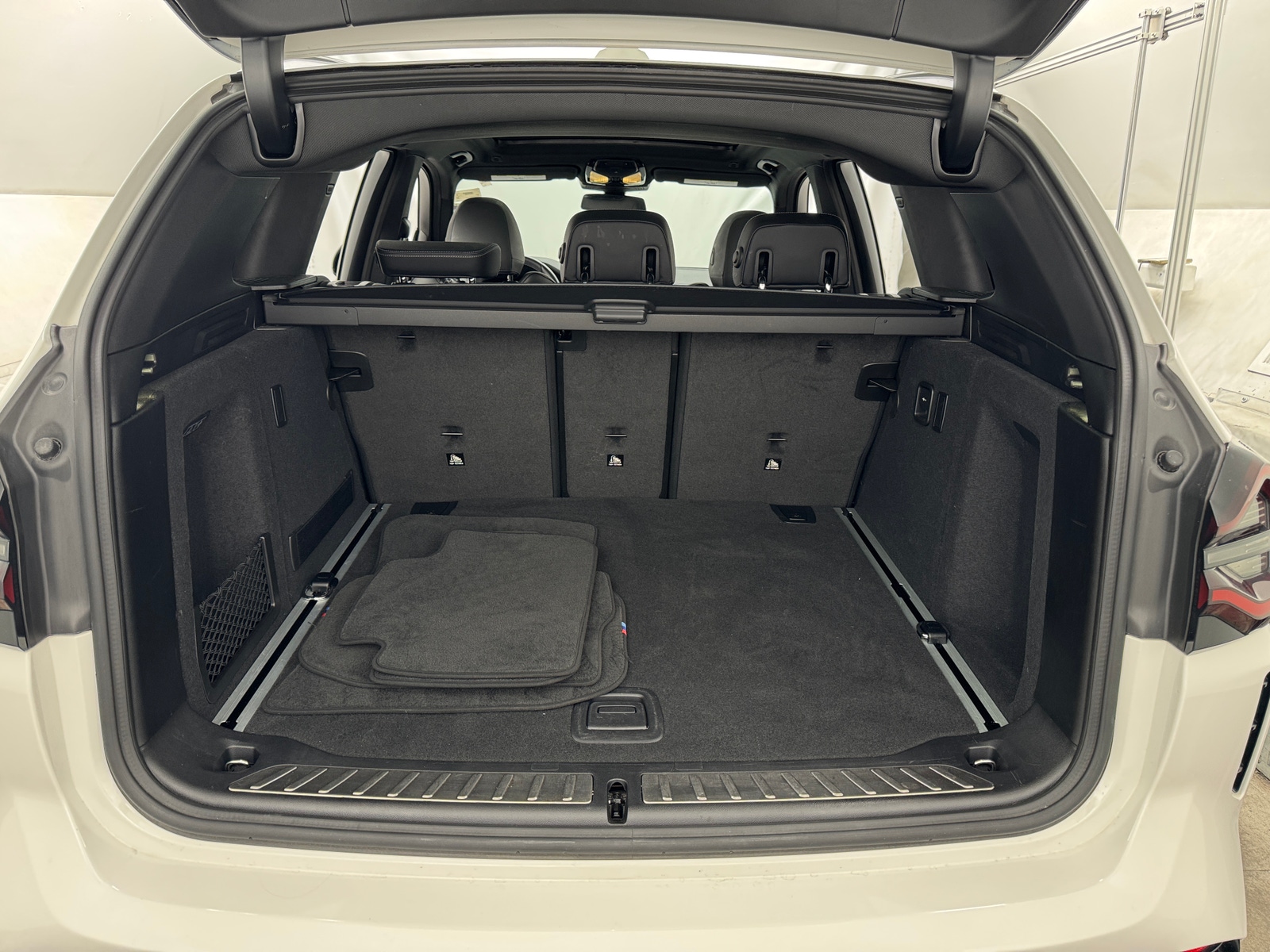 Thumbnail: 2022 BMW X3 - 6