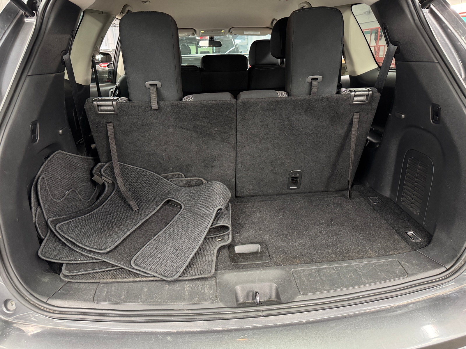 Thumbnail: 2017 Nissan Pathfinder - 7