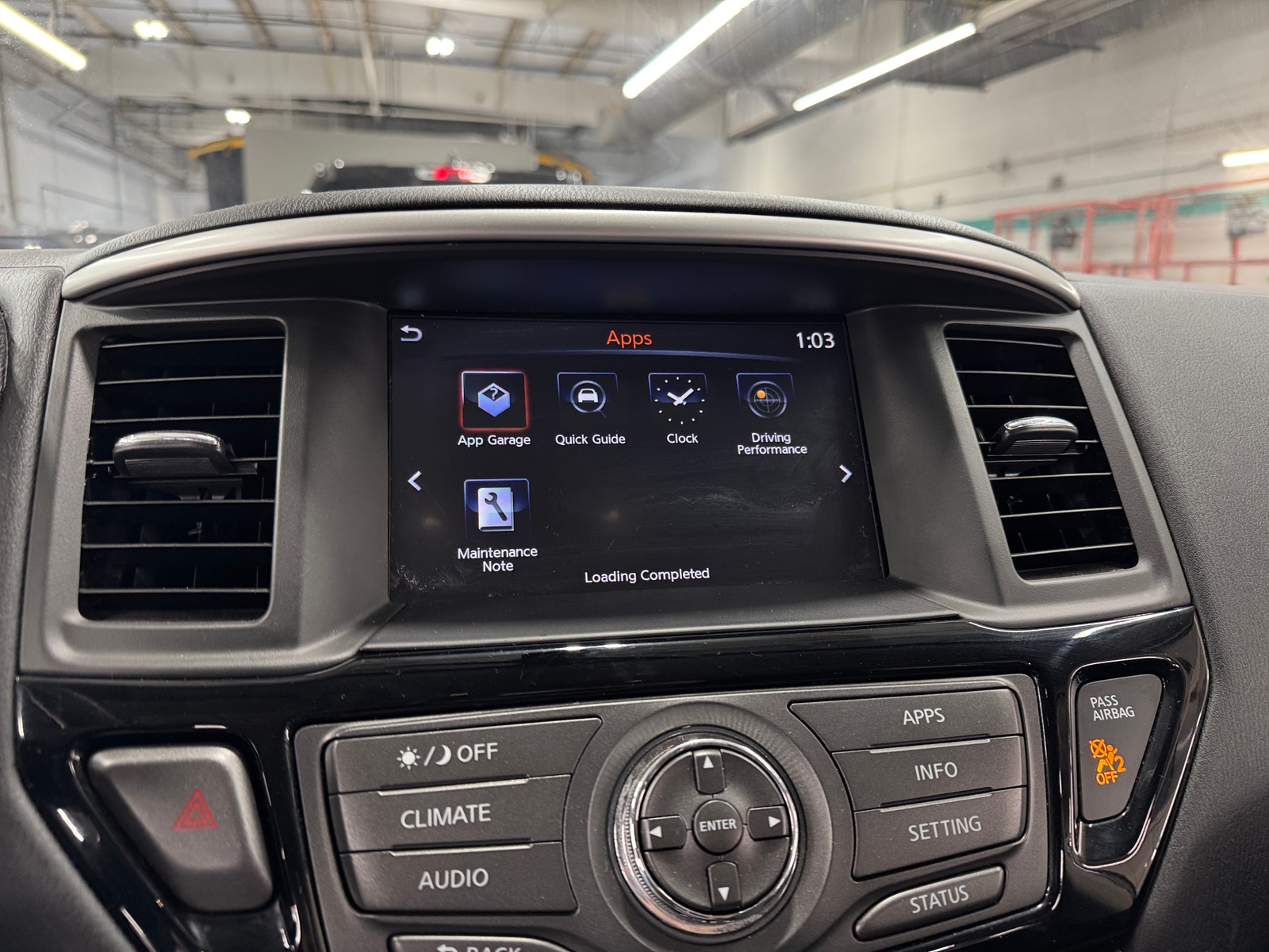 Thumbnail: 2017 Nissan Pathfinder - 4