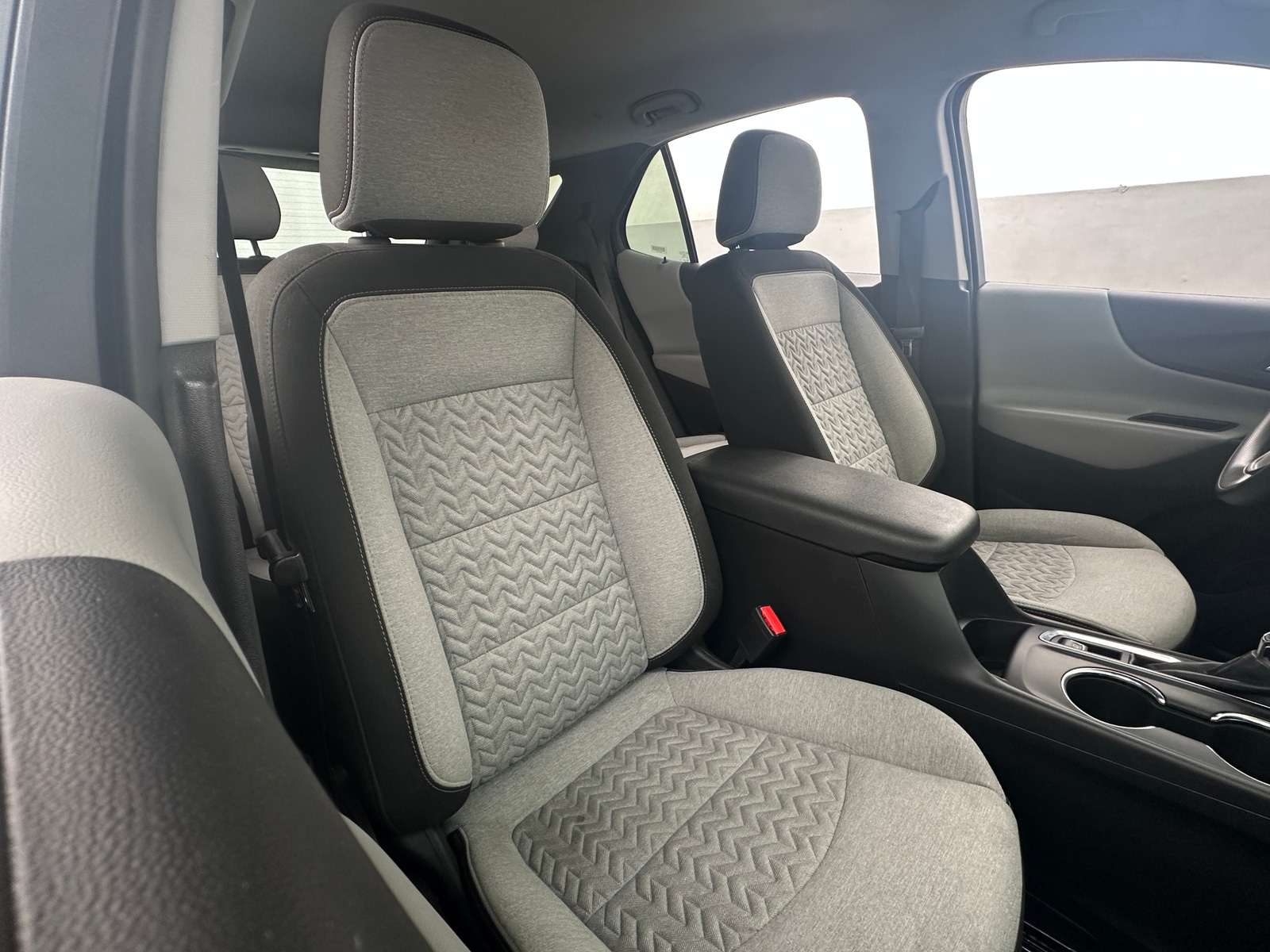 Thumbnail: 2023 Chevrolet Equinox - 2