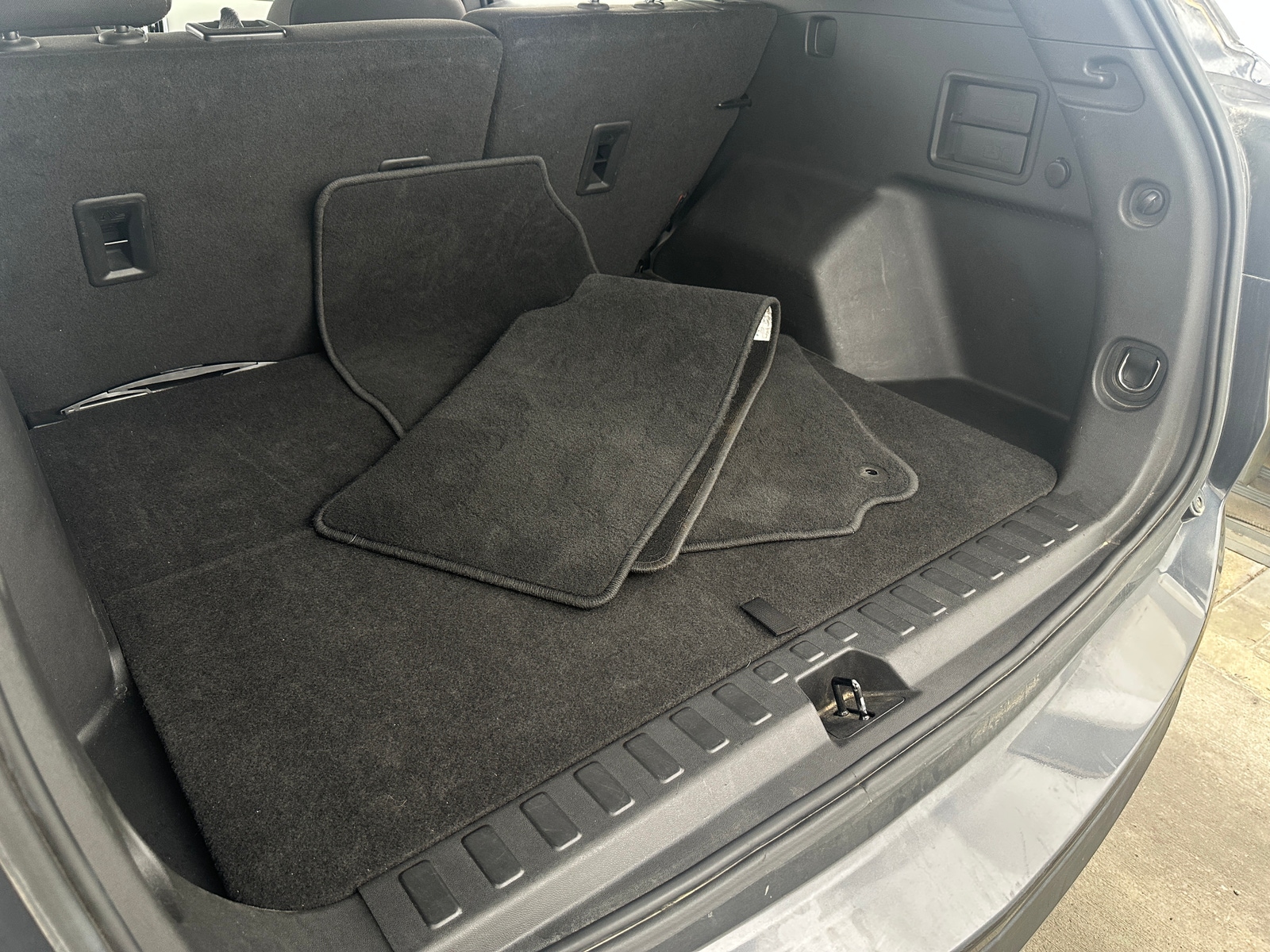 Thumbnail: 2023 Chevrolet Equinox - 7