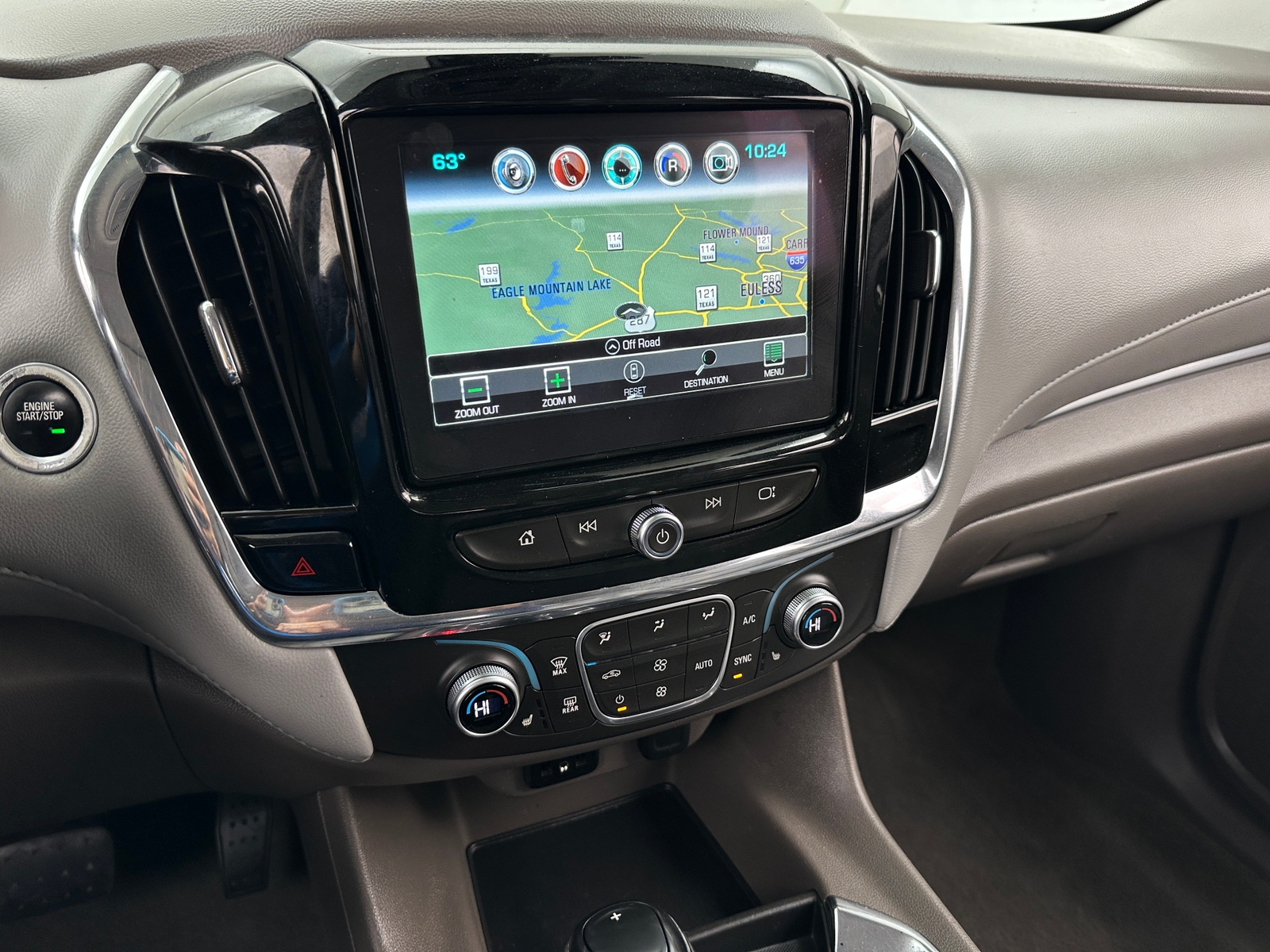 Thumbnail: 2018 Chevrolet Traverse - 3