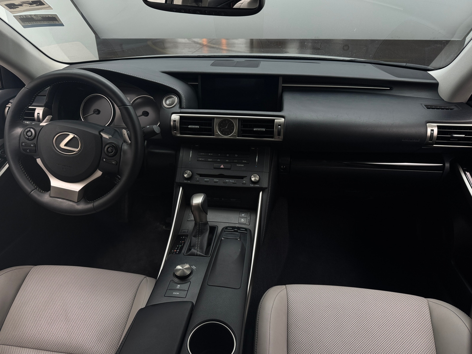 Thumbnail: 2015 Lexus IS - 2