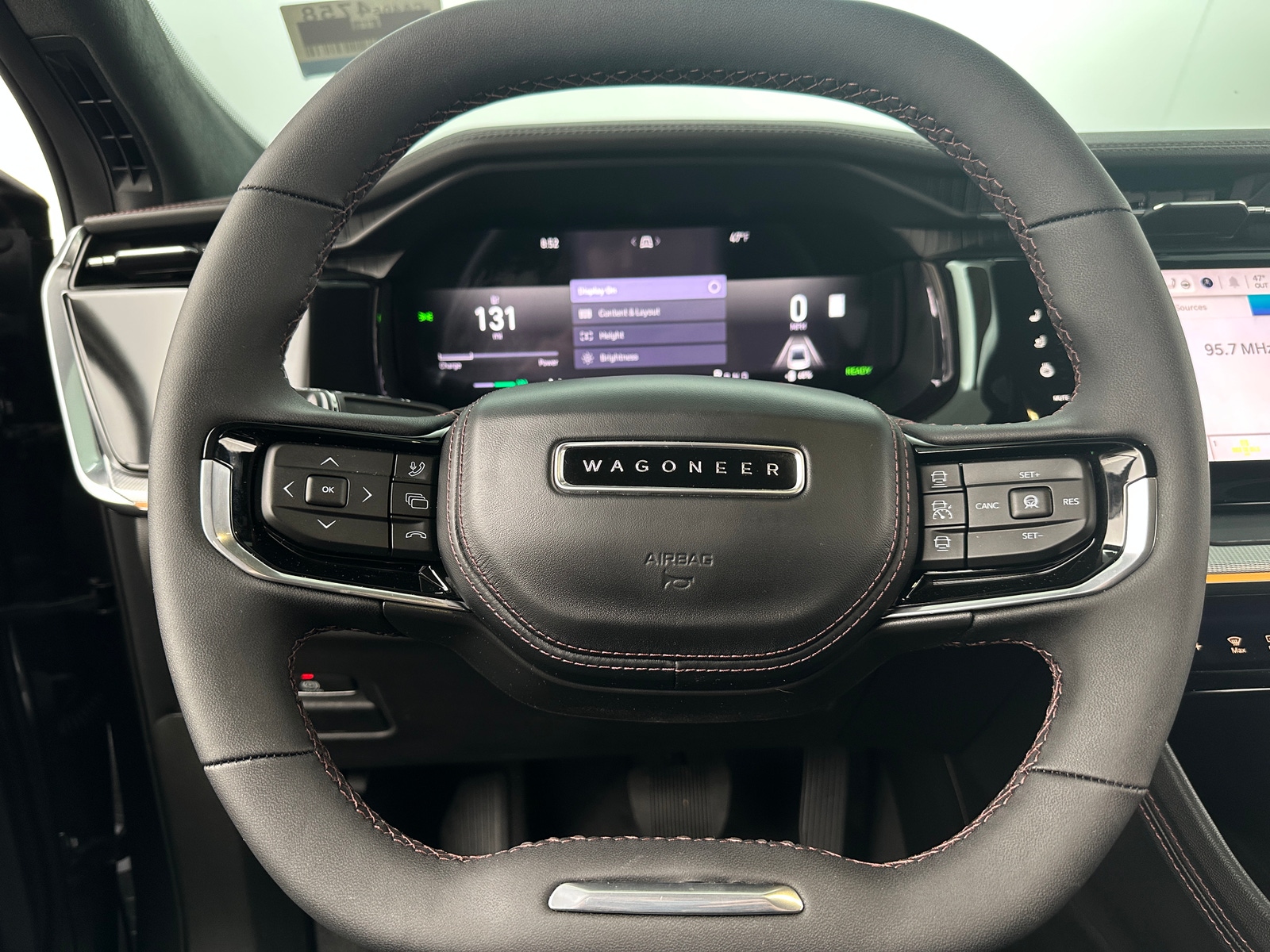 Thumbnail: 2024 Jeep Wagoneer S - 4