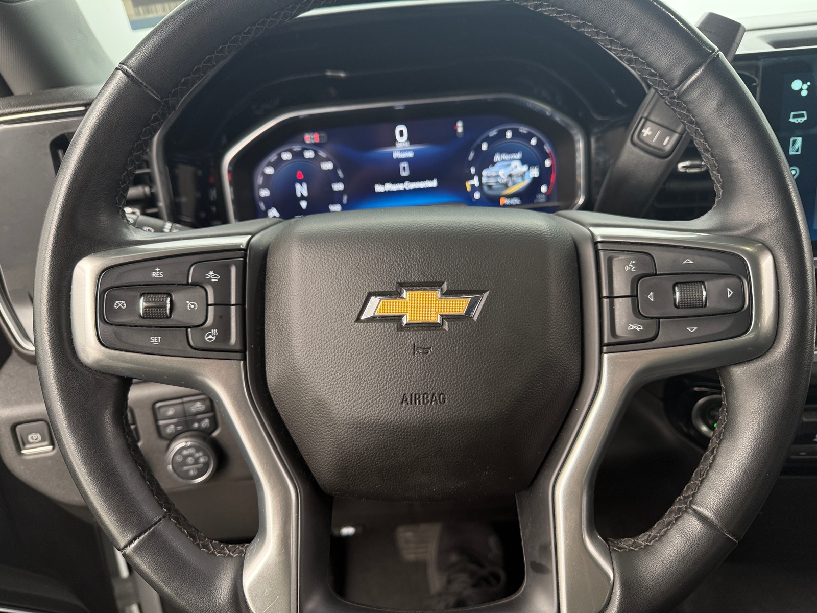 Thumbnail: 2024 Chevrolet Silverado 2500 - 4