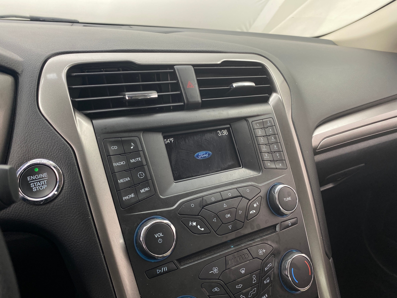 Thumbnail: 2017 Ford Fusion - 4