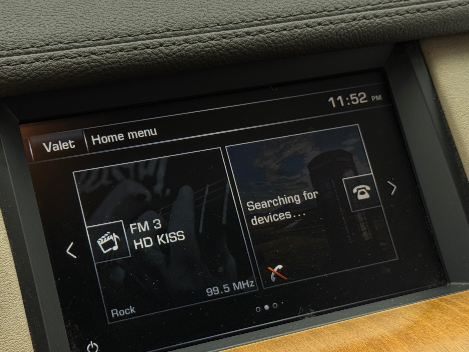 Thumbnail: 2016 Land Rover LR4 - 3