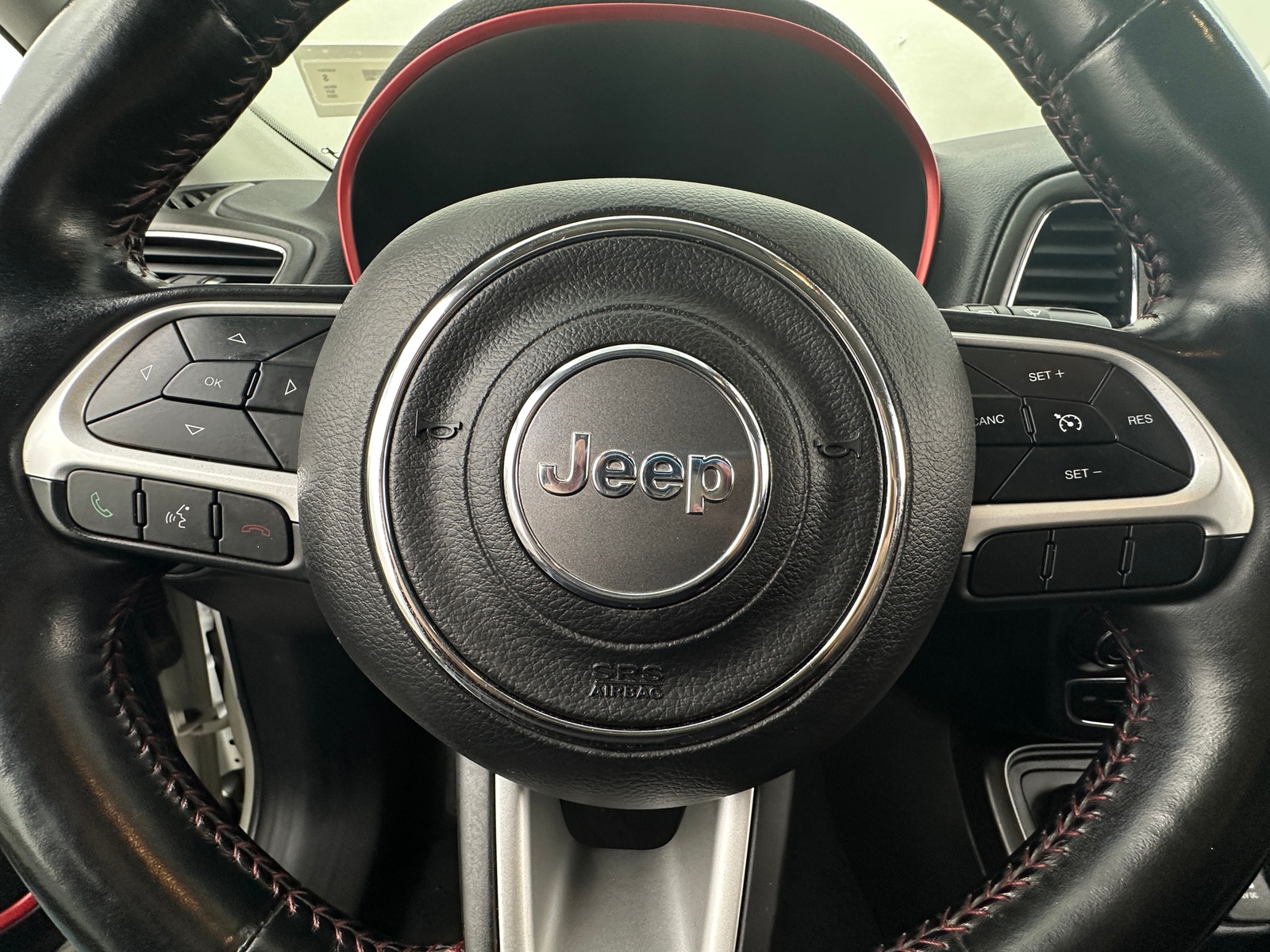 Thumbnail: 2020 Jeep Compass - 4