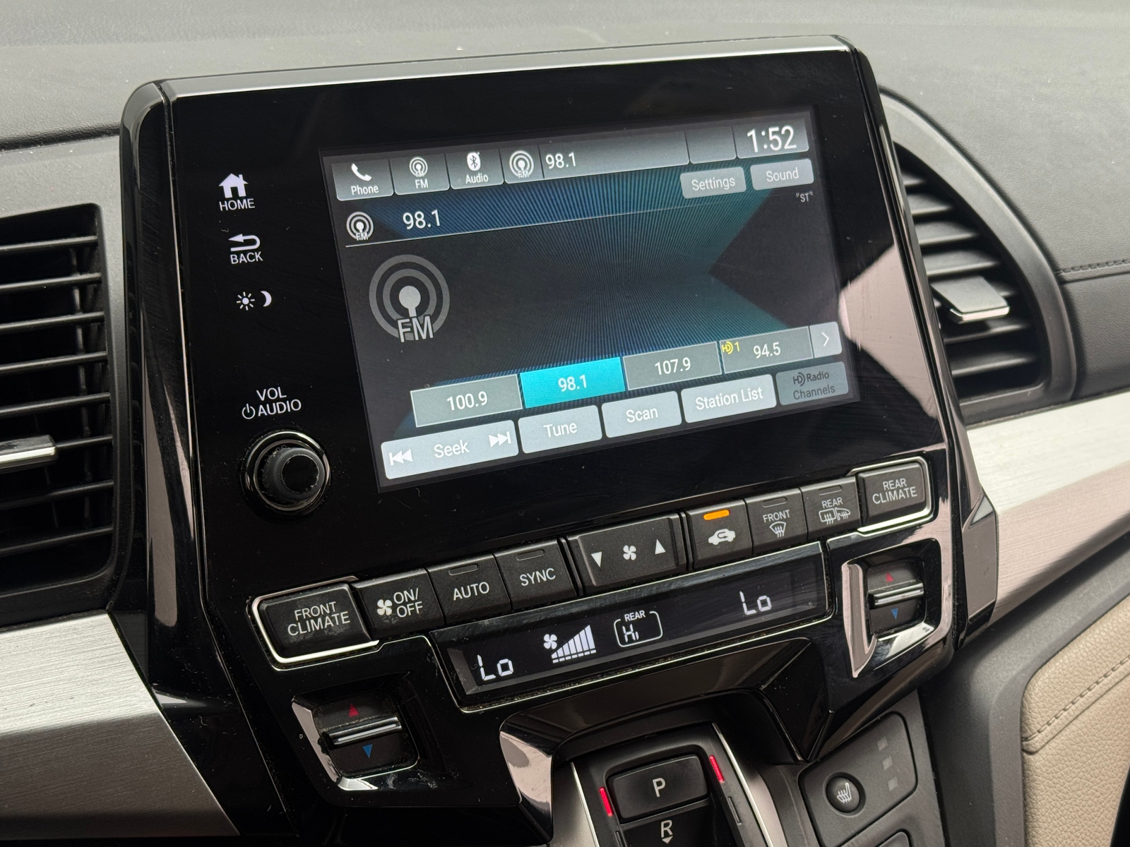 Thumbnail: 2018 Honda Odyssey - 3