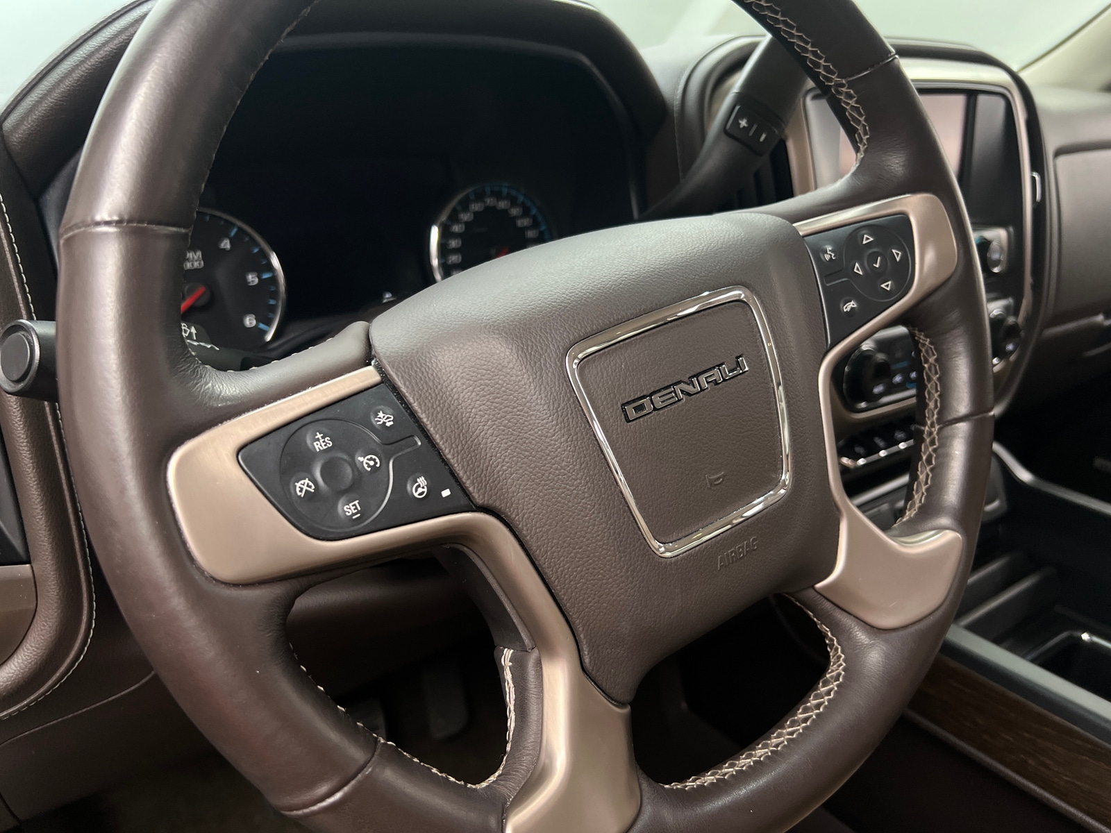 Thumbnail: 2017 GMC Sierra 1500 - 4