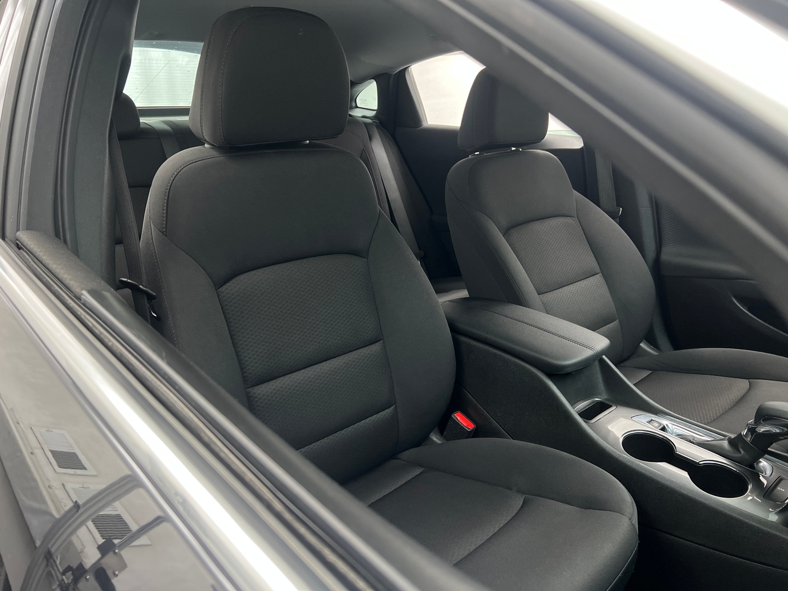 Thumbnail: 2023 Chevrolet Malibu - 2