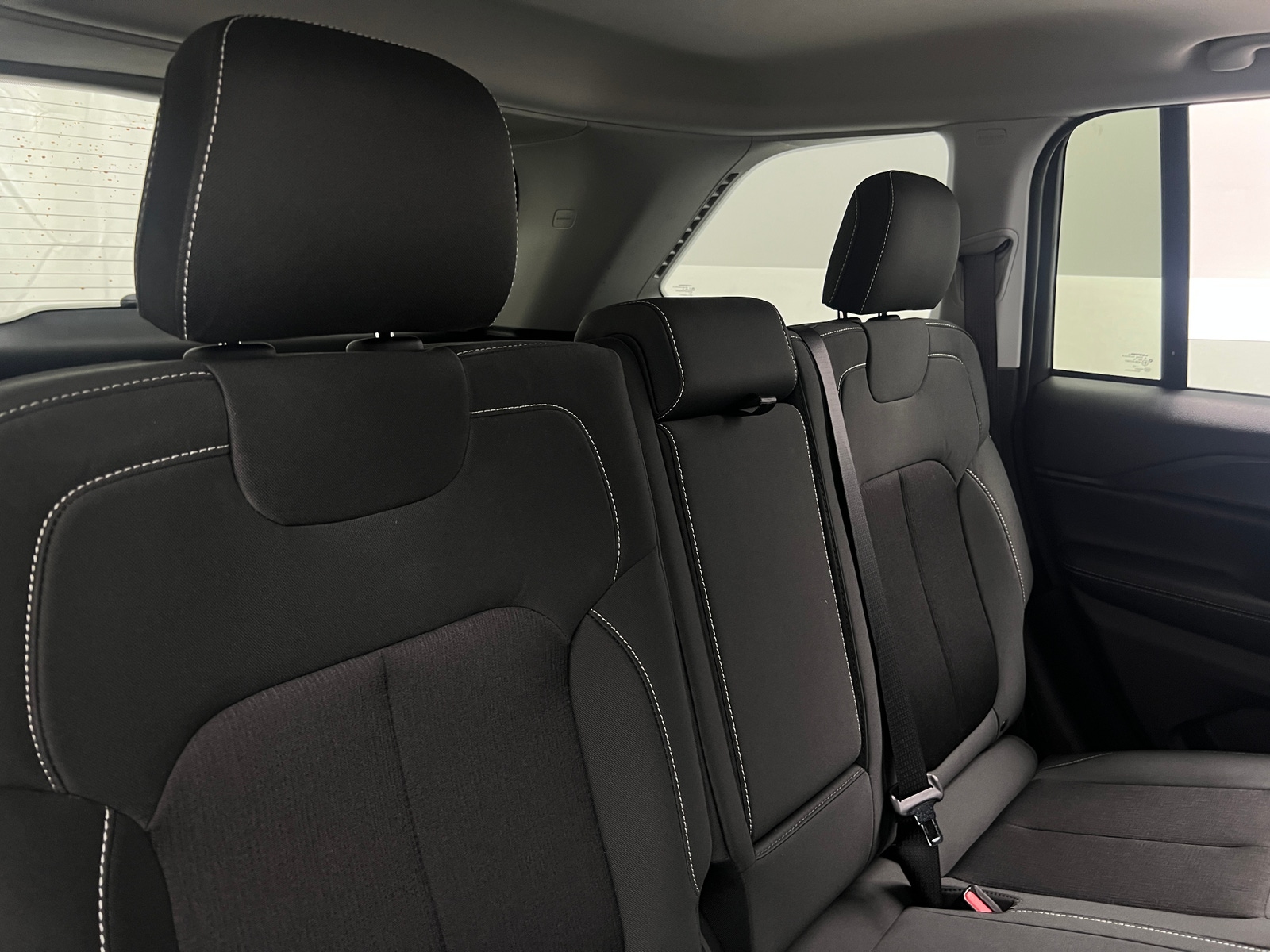 Thumbnail: 2024 Jeep Grand Cherokee - 6