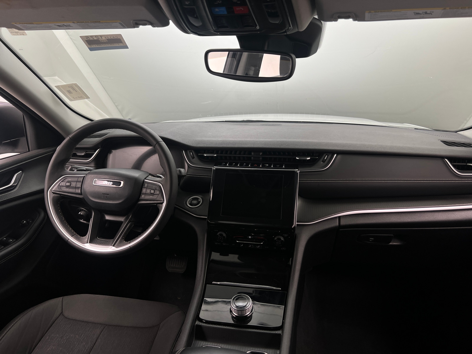 Thumbnail: 2024 Jeep Grand Cherokee - 3