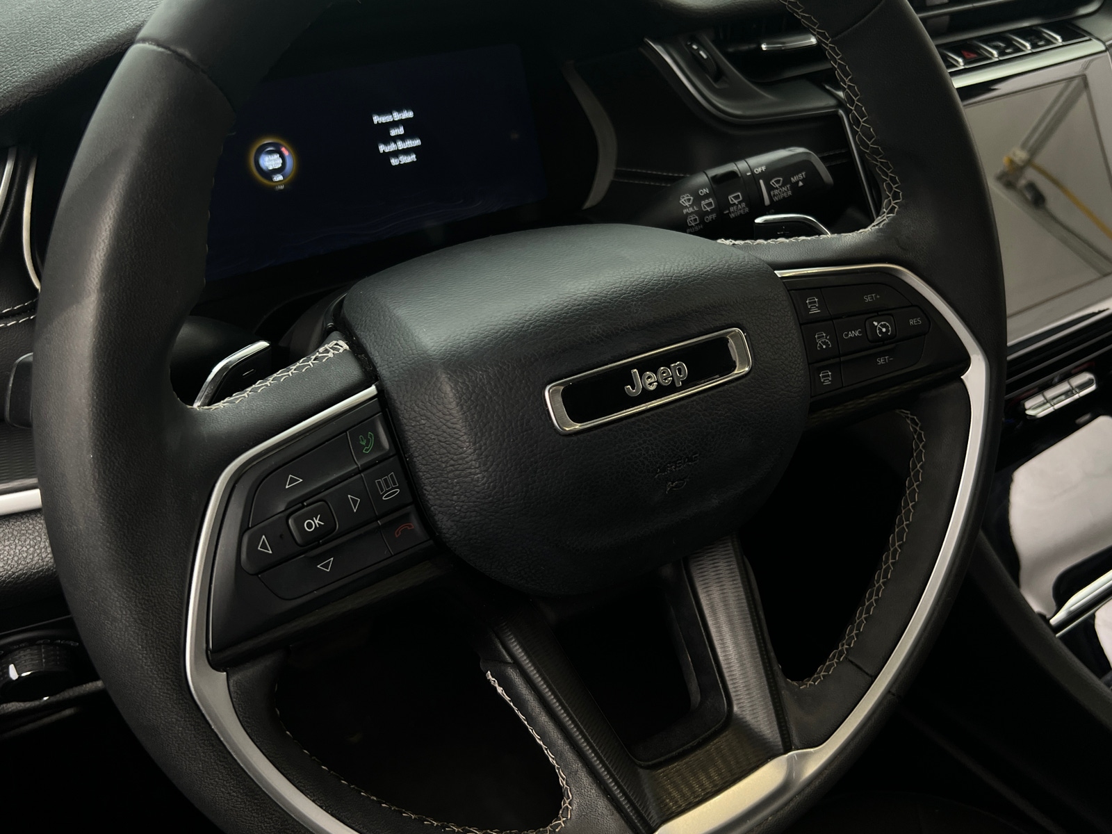 Thumbnail: 2024 Jeep Grand Cherokee - 5