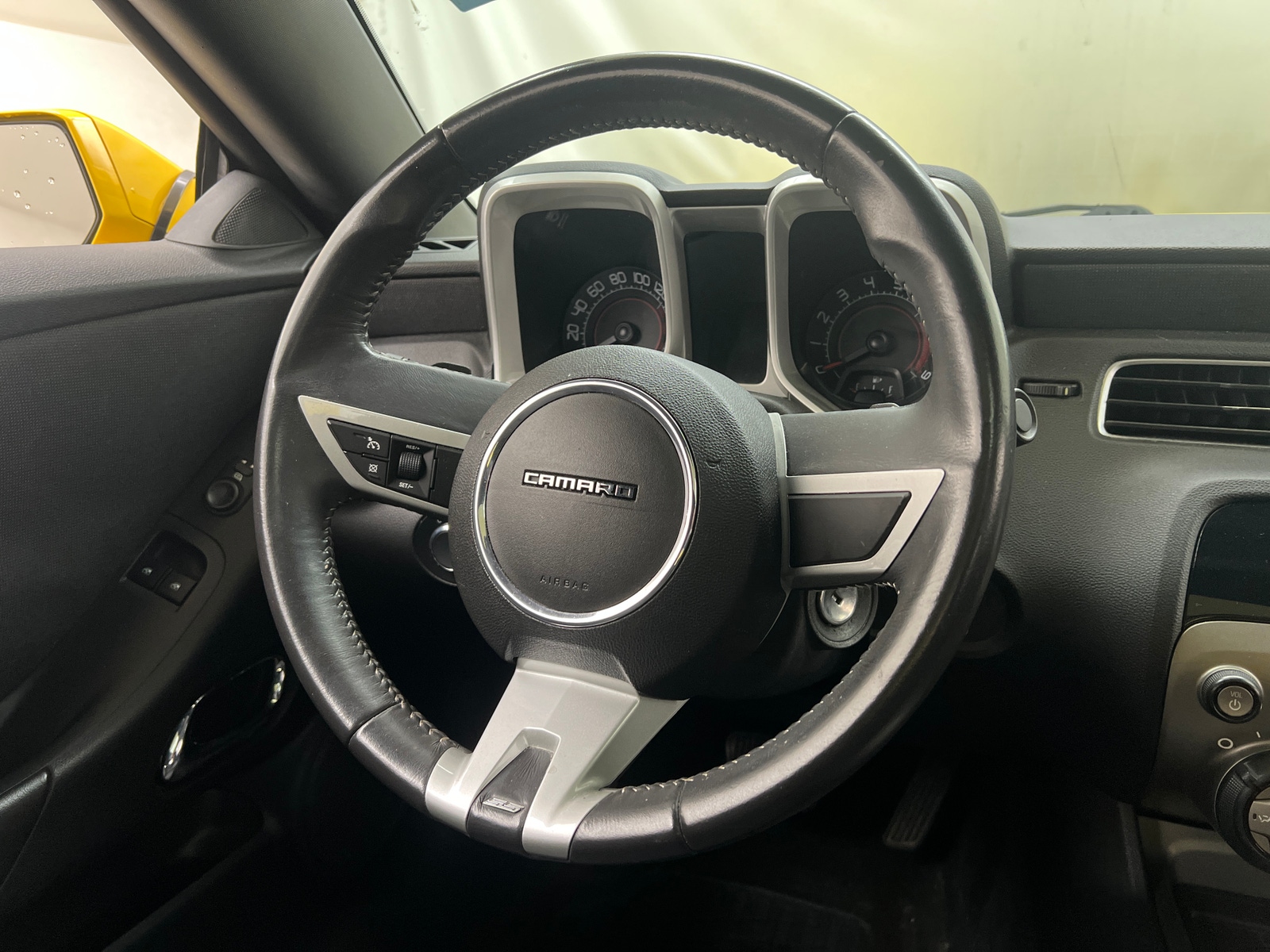 Thumbnail: 2010 Chevrolet Camaro - 4