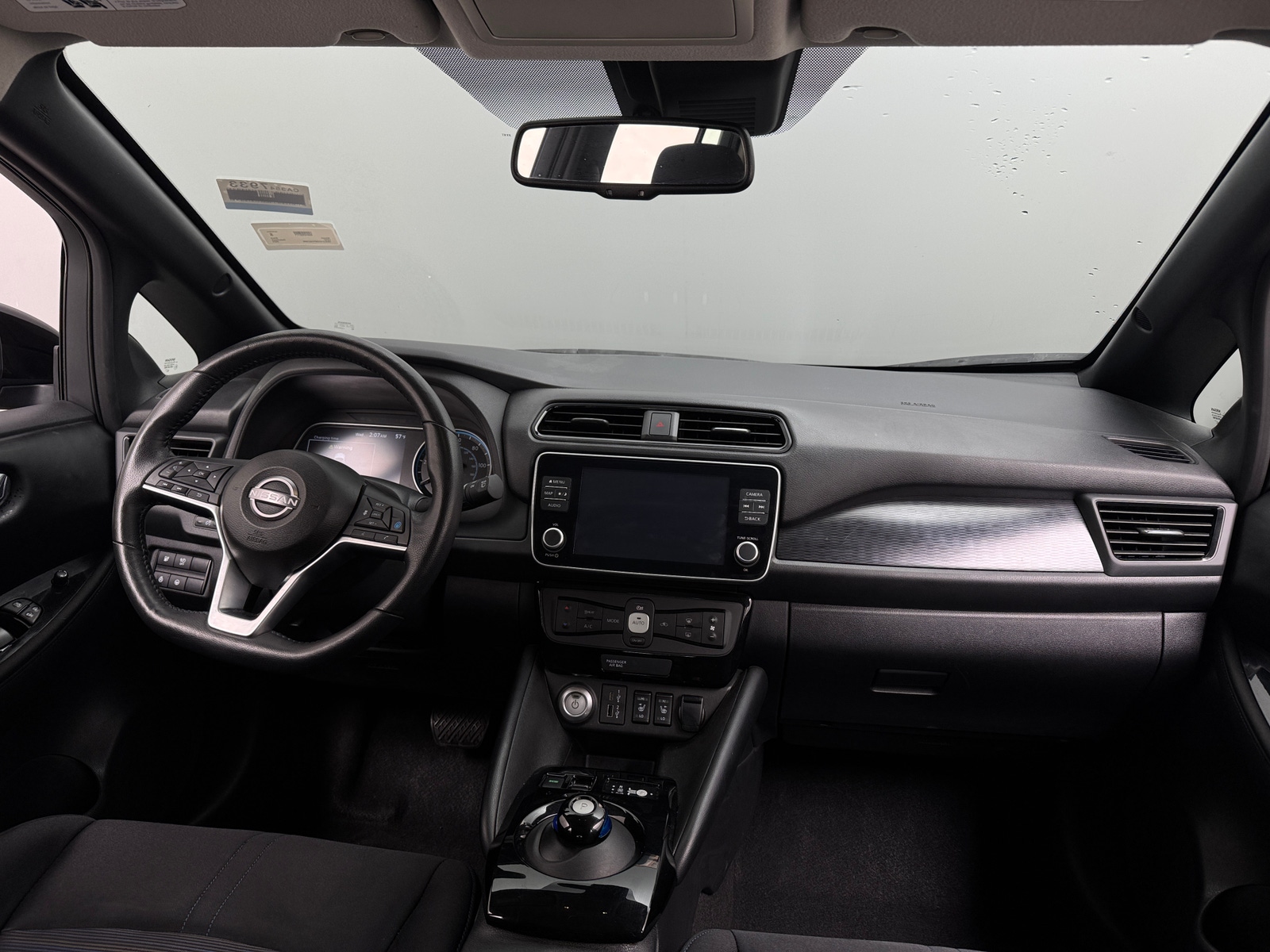 Thumbnail: 2023 Nissan Leaf - 3