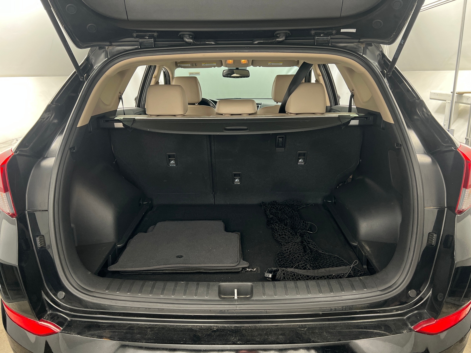 Thumbnail: 2017 Hyundai Tucson - 6