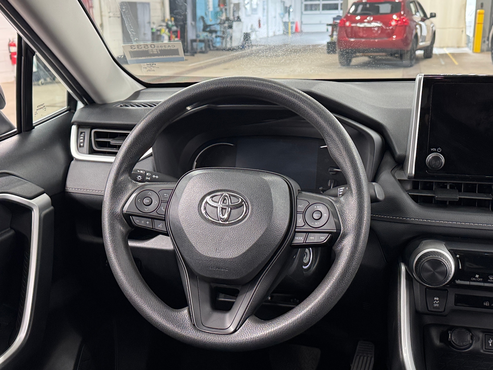 Thumbnail: 2024 Toyota RAV4 - 5