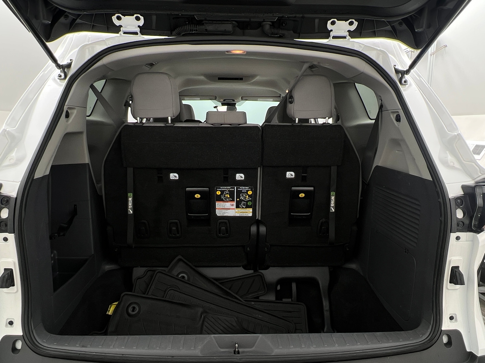 Thumbnail: 2024 Toyota Sienna - 7