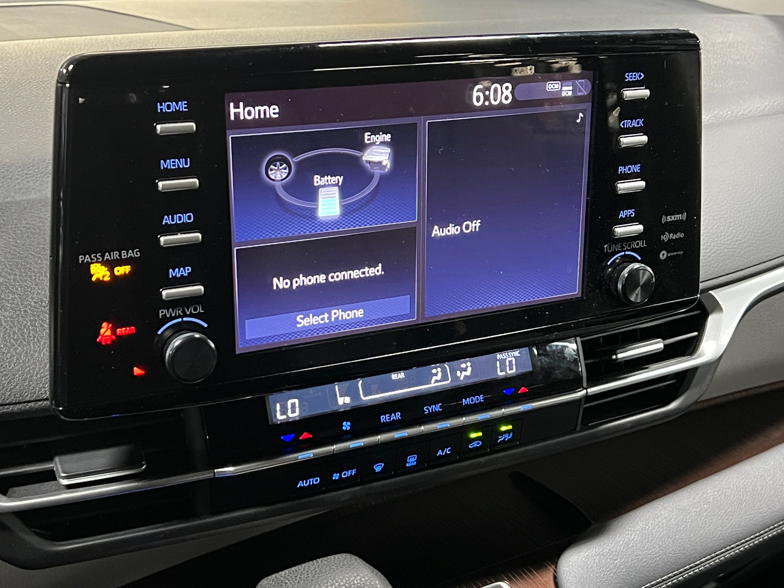 Thumbnail: 2024 Toyota Sienna - 4