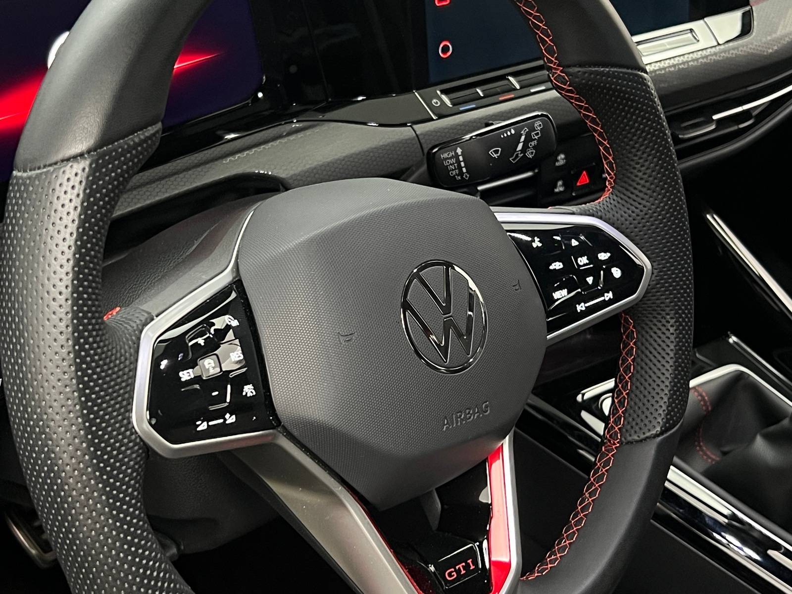 Thumbnail: 2024 Volkswagen Golf - 5