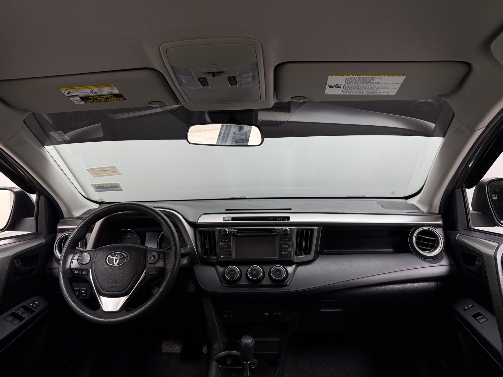 Thumbnail: 2018 Toyota RAV4 - 3