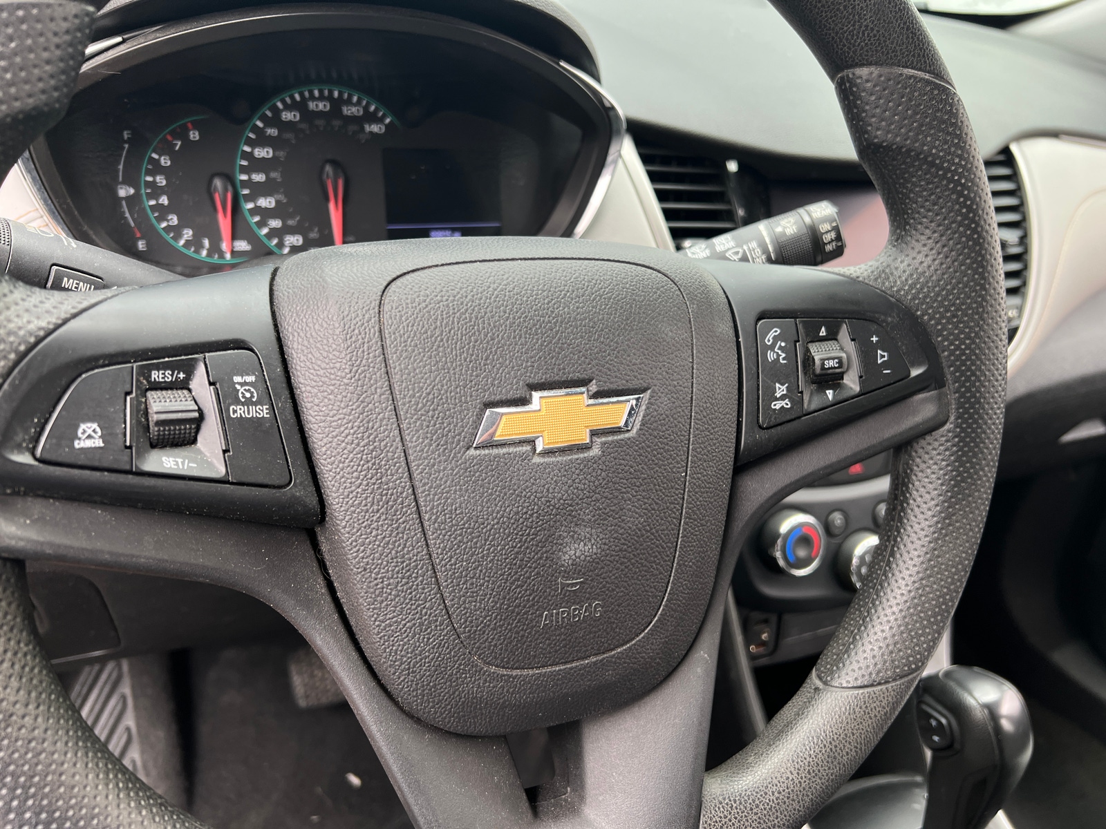 Thumbnail: 2020 Chevrolet Trax - 5