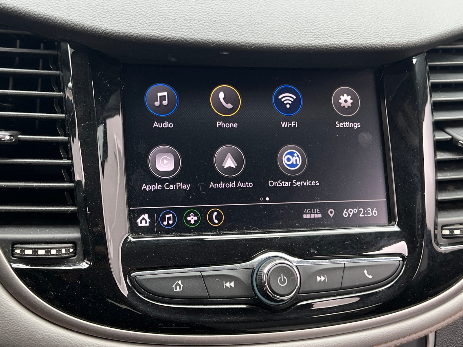 Thumbnail: 2020 Chevrolet Trax - 4