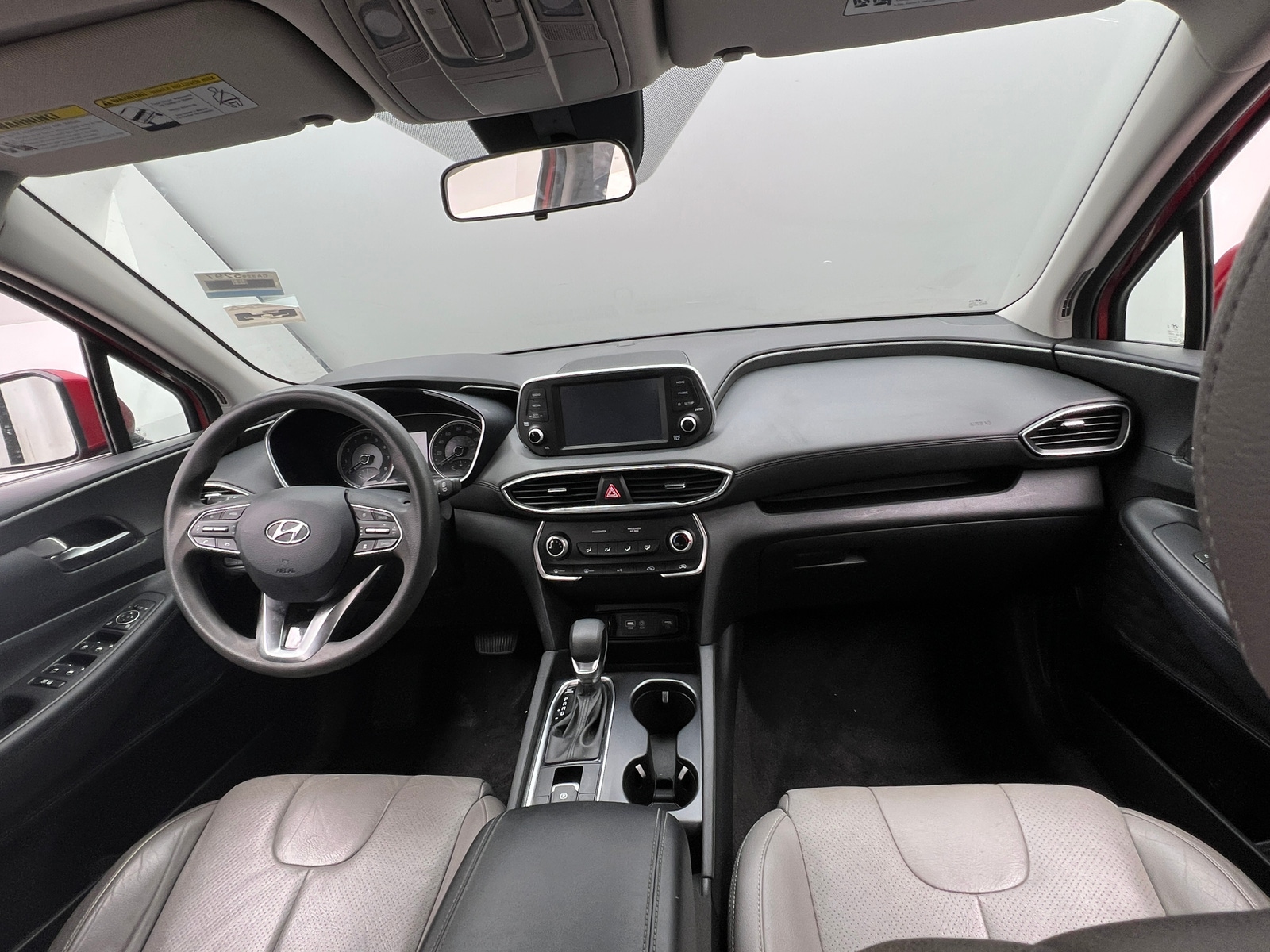 Thumbnail: 2019 Hyundai Santa Fe - 3