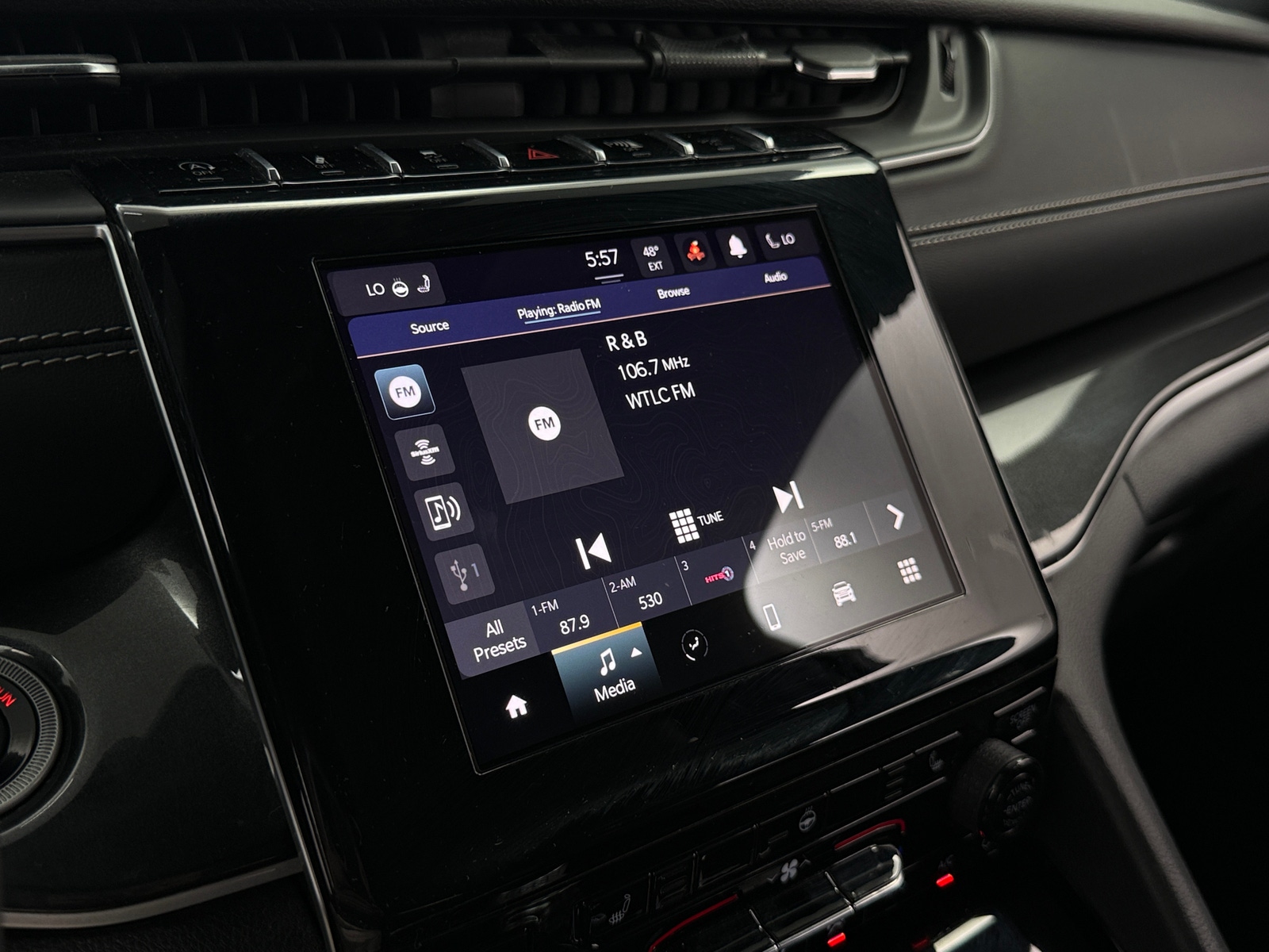 Thumbnail: 2023 Jeep Grand Cherokee - 3