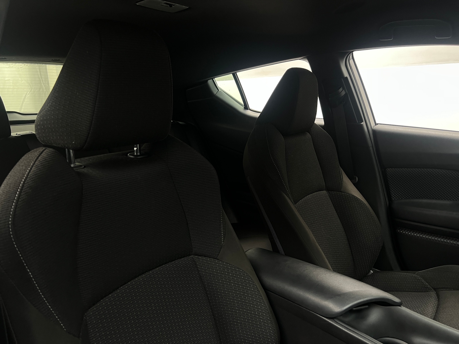 Thumbnail: 2019 Toyota C-HR - 2