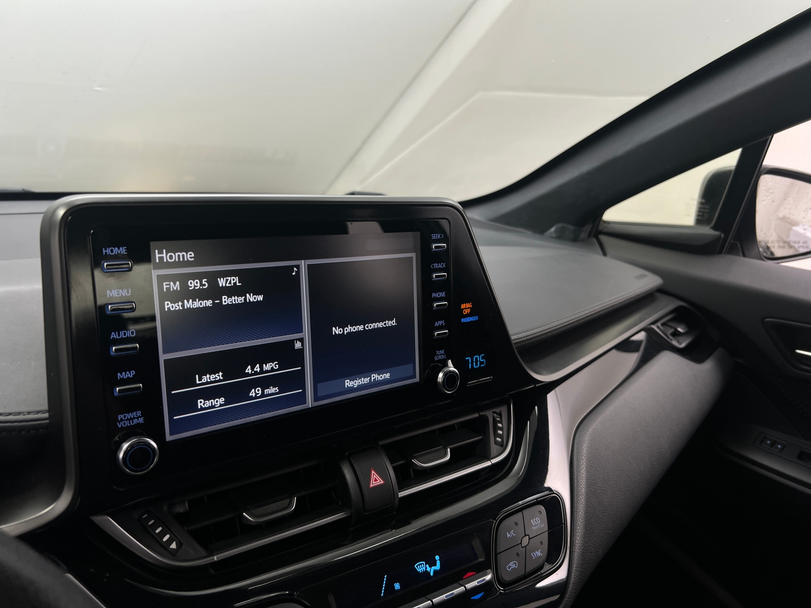 Thumbnail: 2019 Toyota C-HR - 4