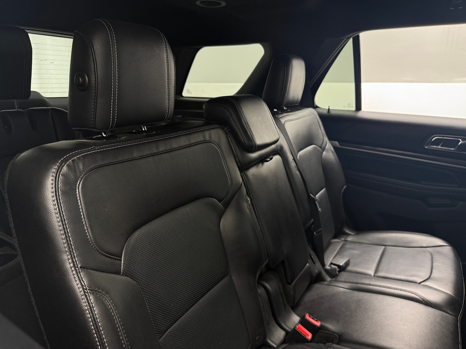 Thumbnail: 2017 Ford Explorer - 5