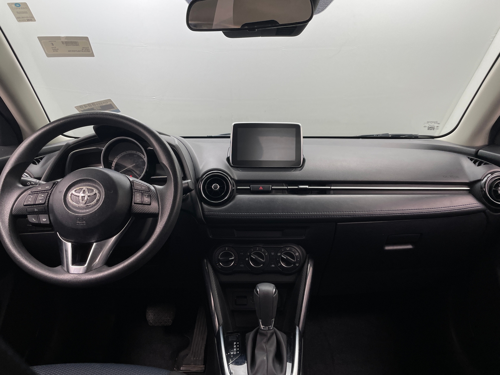 Thumbnail: 2018 Toyota Yaris iA - 3