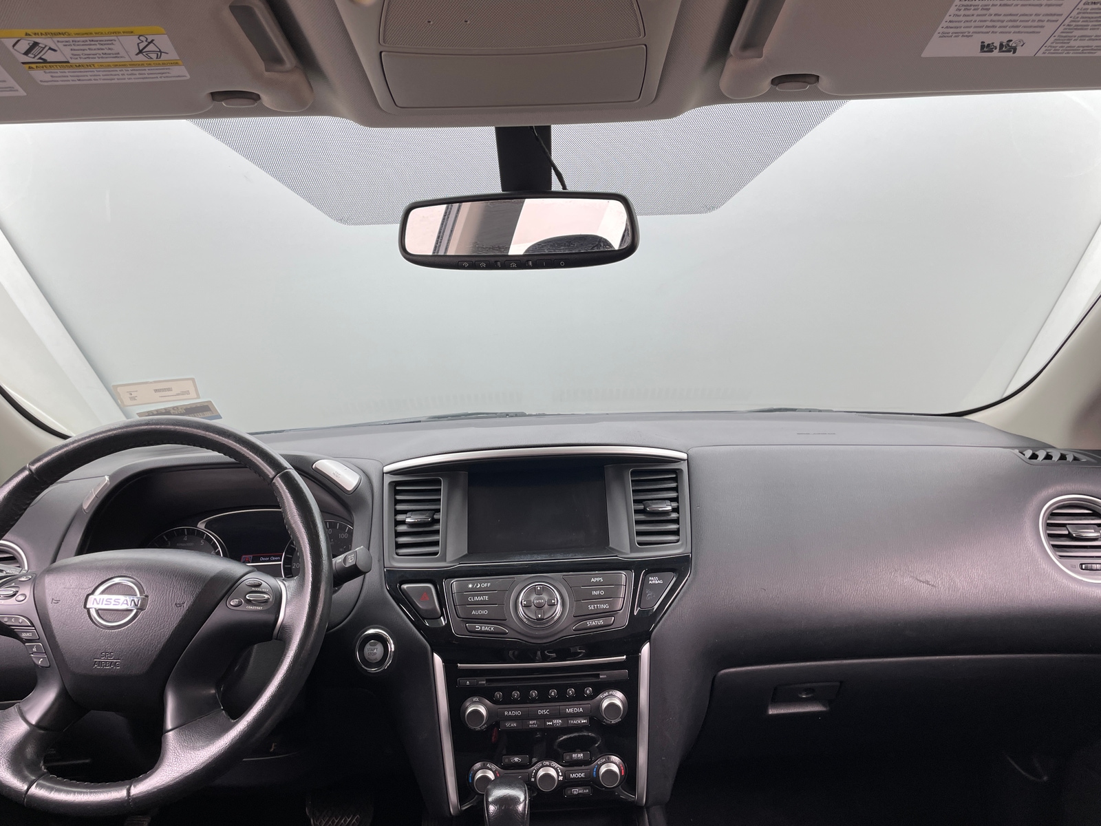 Thumbnail: 2017 Nissan Pathfinder - 3