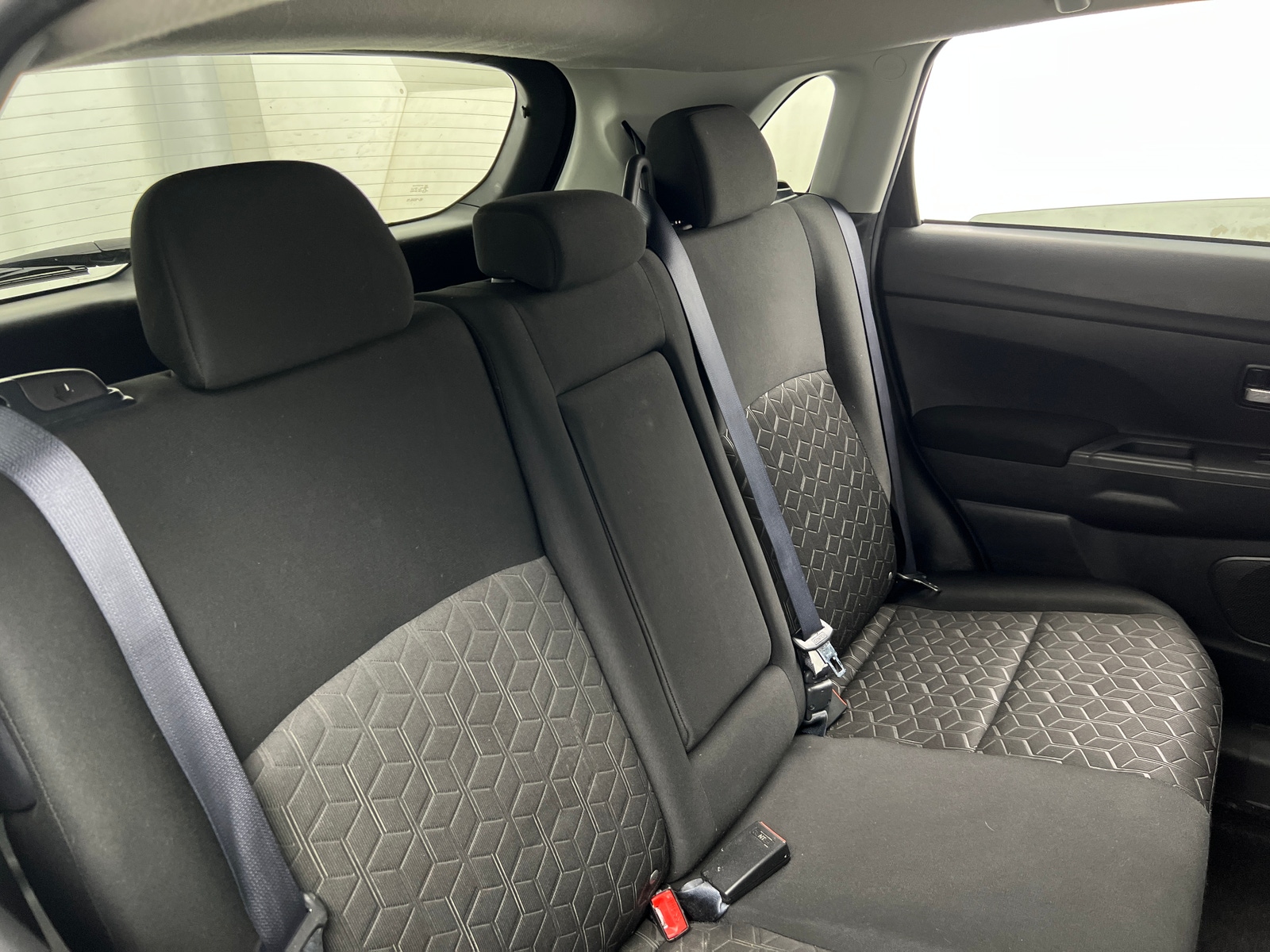 Thumbnail: 2022 Mitsubishi Outlander Sport - 6