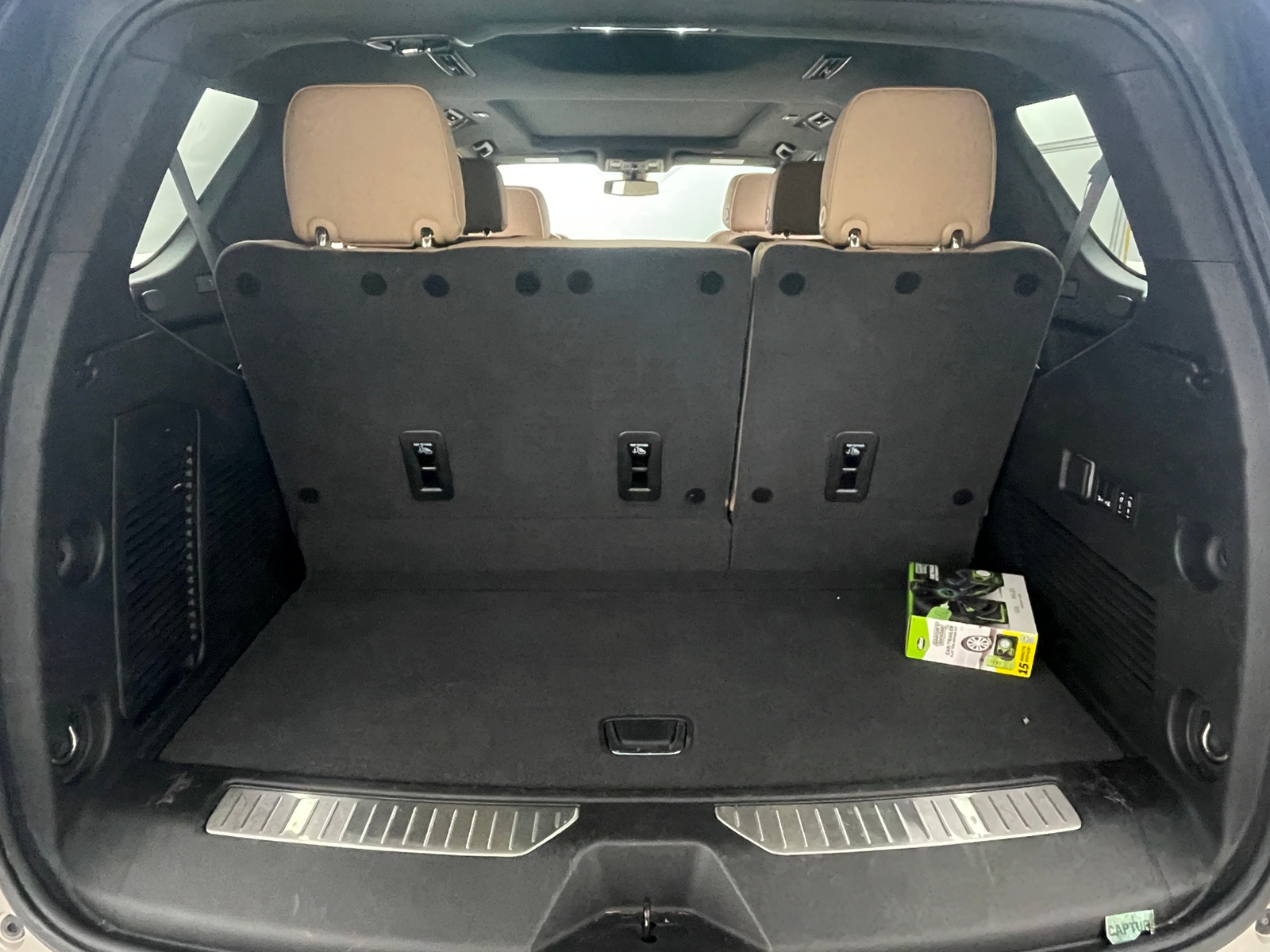 Thumbnail: 2022 Chevrolet Tahoe - 6