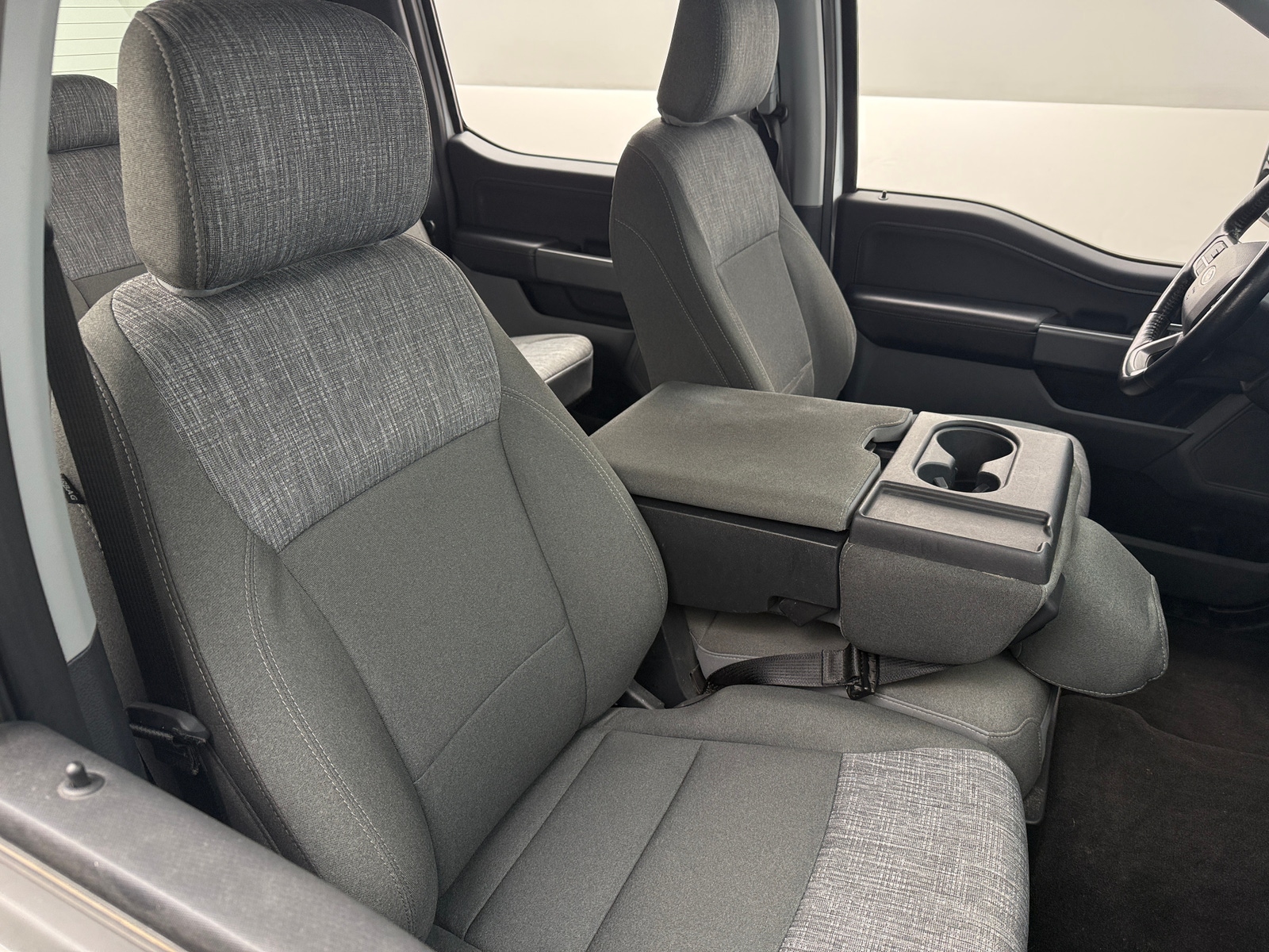 Thumbnail: 2022 Ford Econoline - 2