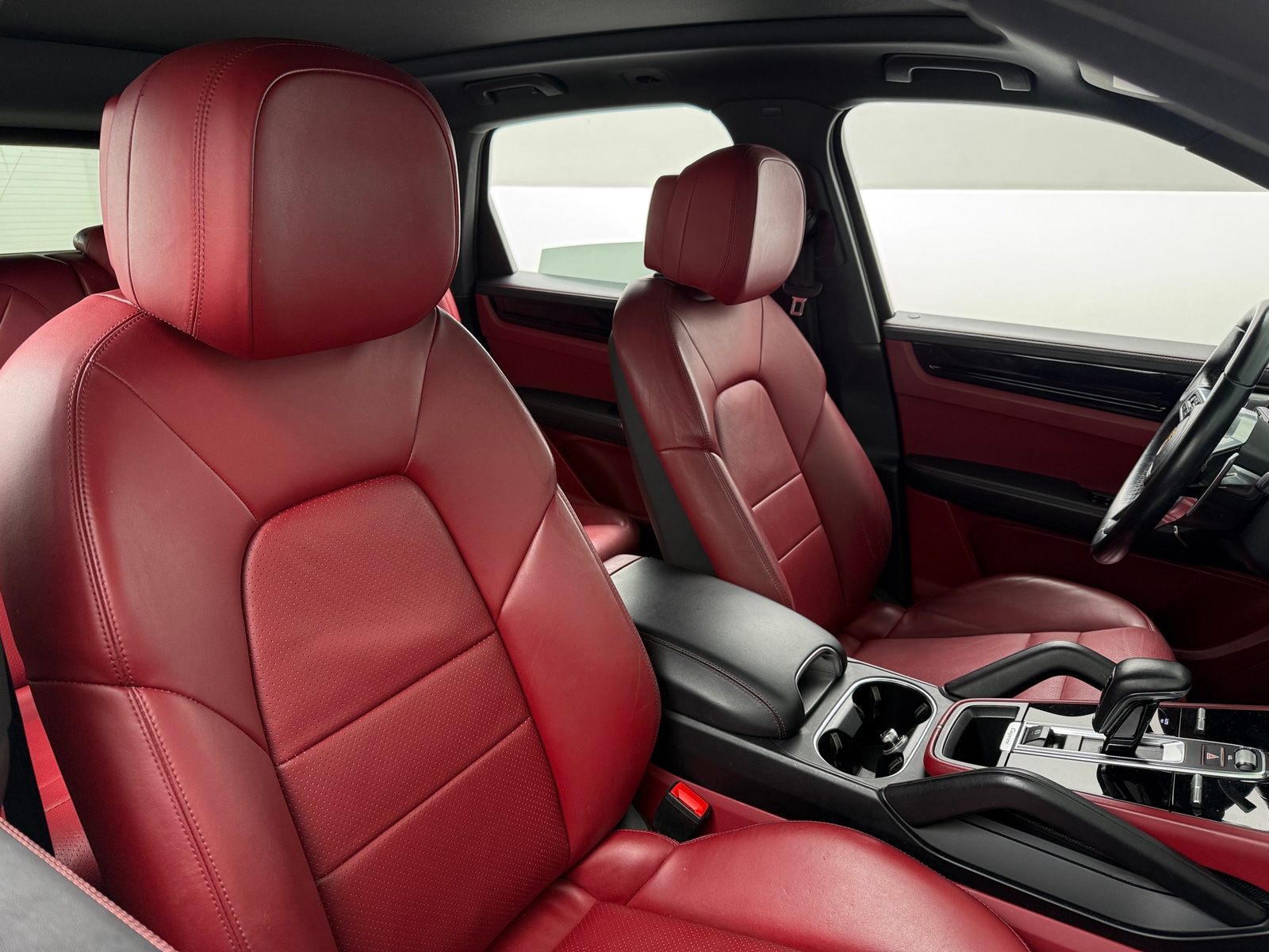 Thumbnail: 2021 Porsche Cayenne - 5