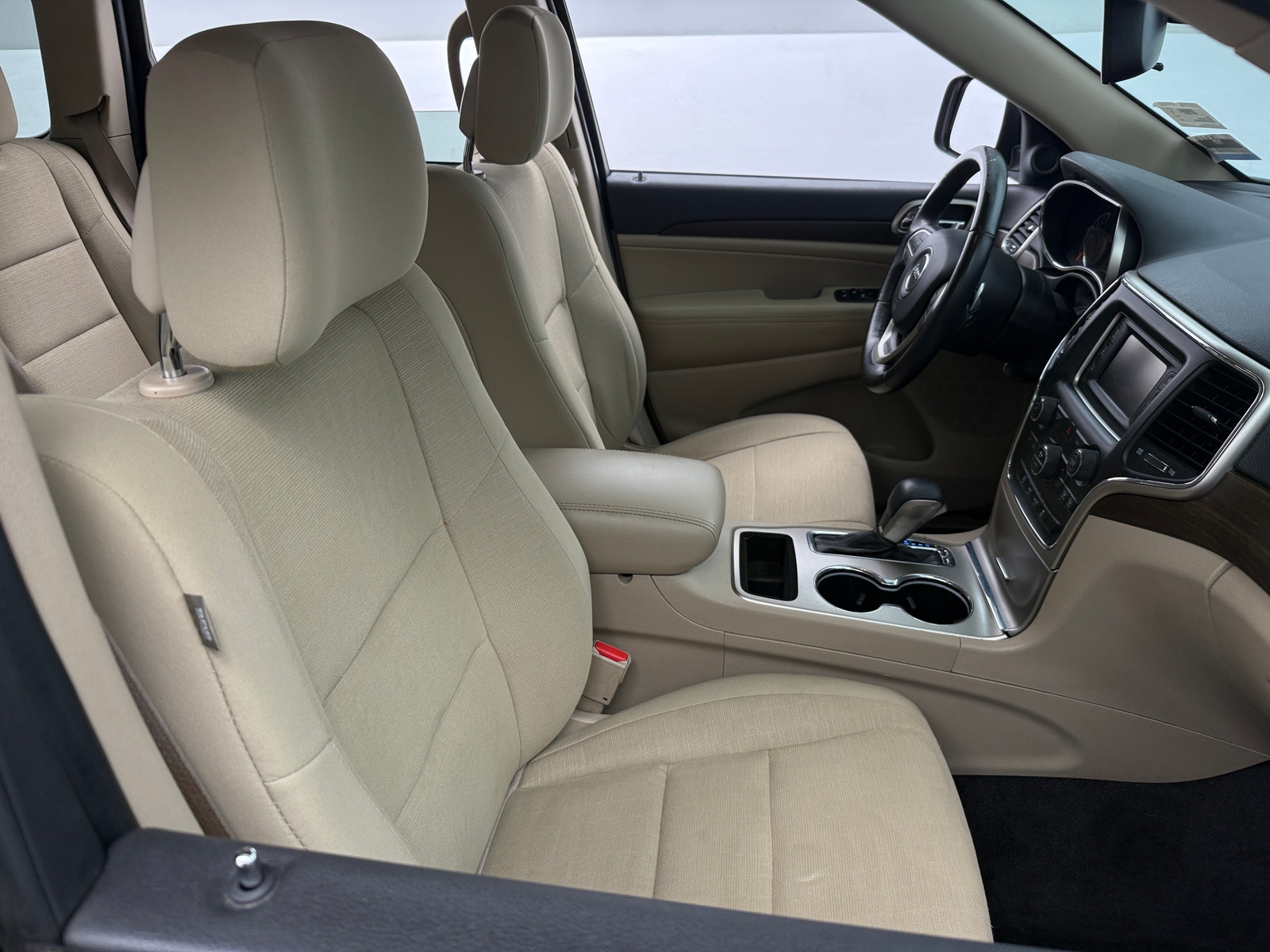 Thumbnail: 2016 Jeep Grand Cherokee - 2