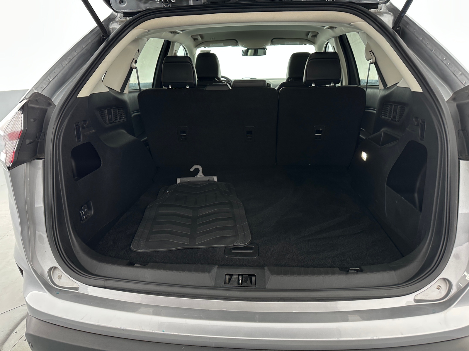 Thumbnail: 2024 Ford Edge - 6