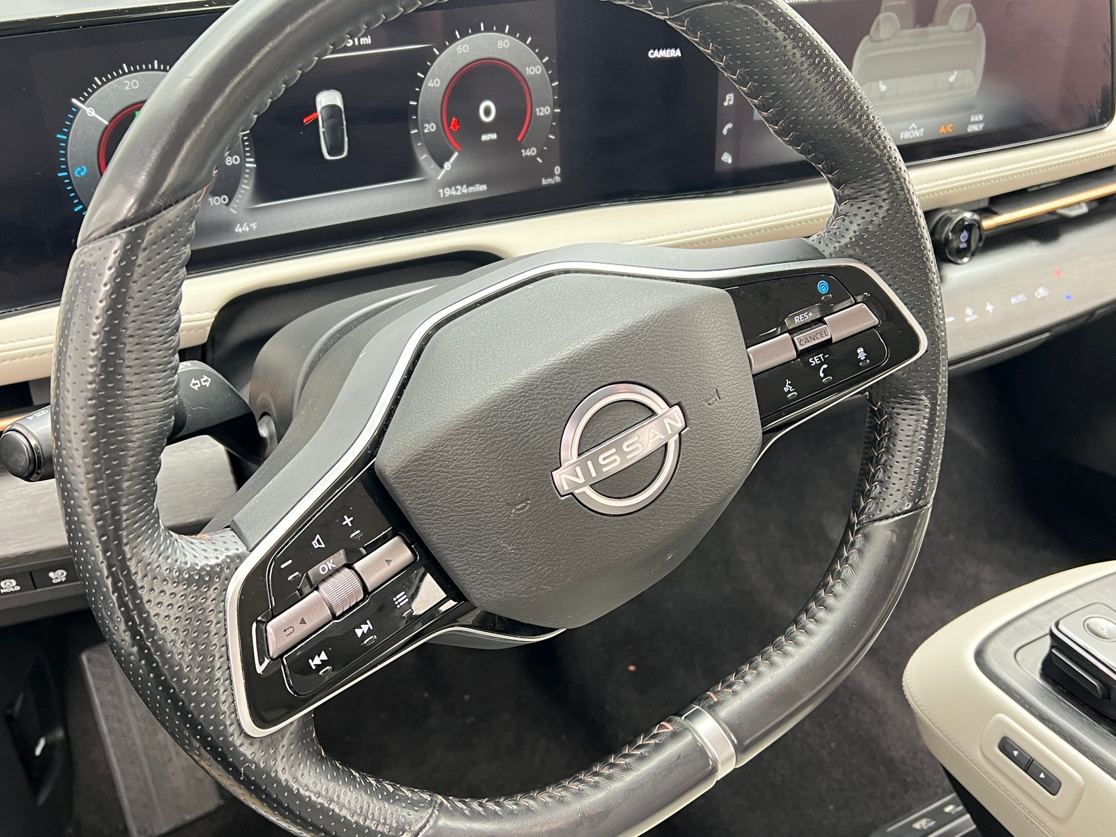 Thumbnail: 2023 Nissan Ariya - 4