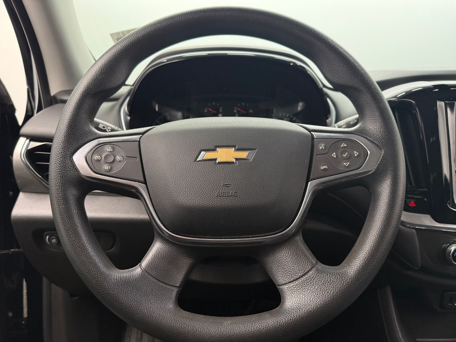 Thumbnail: 2018 Chevrolet Traverse - 5