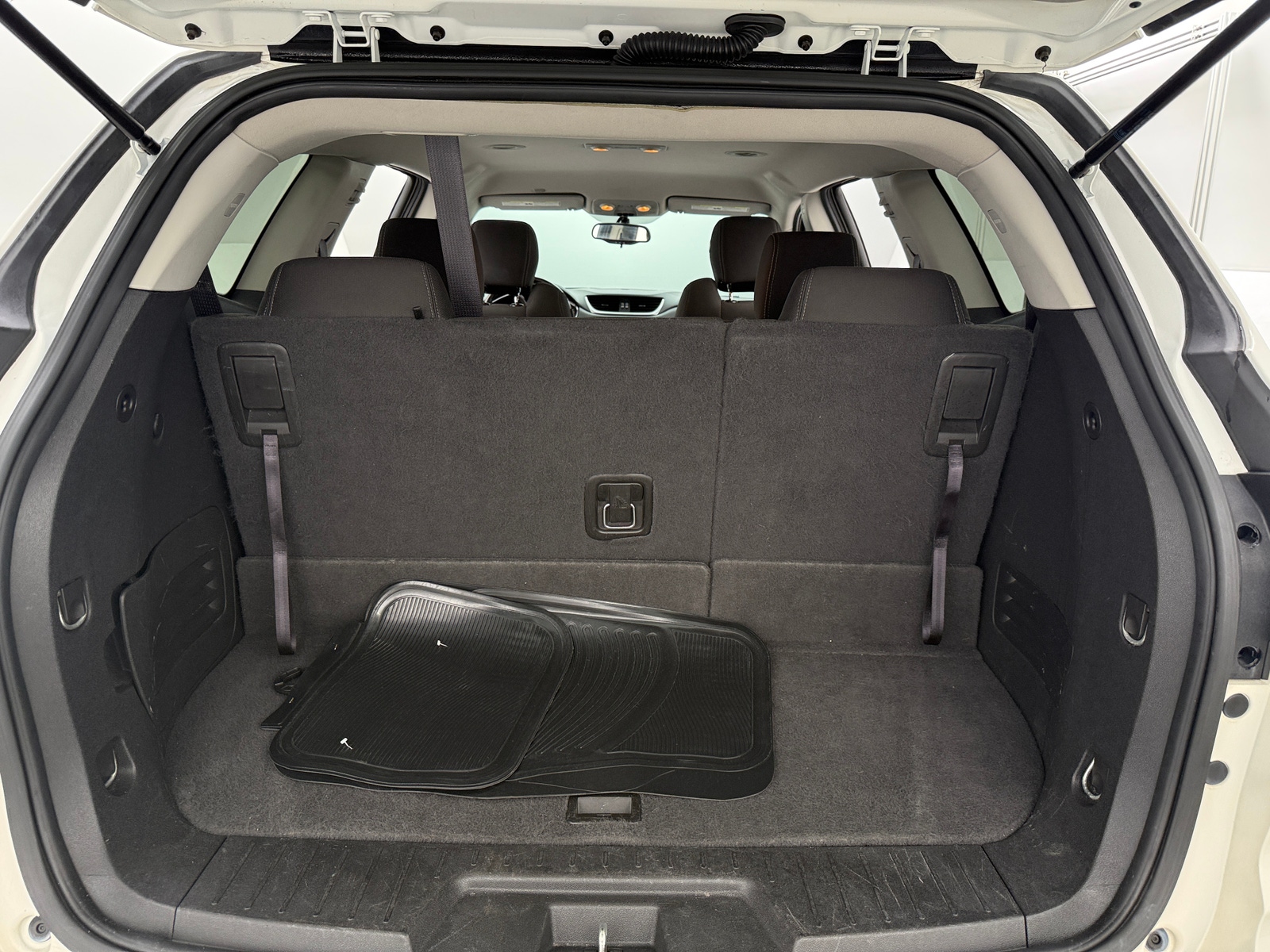 Thumbnail: 2015 Chevrolet Traverse - 7