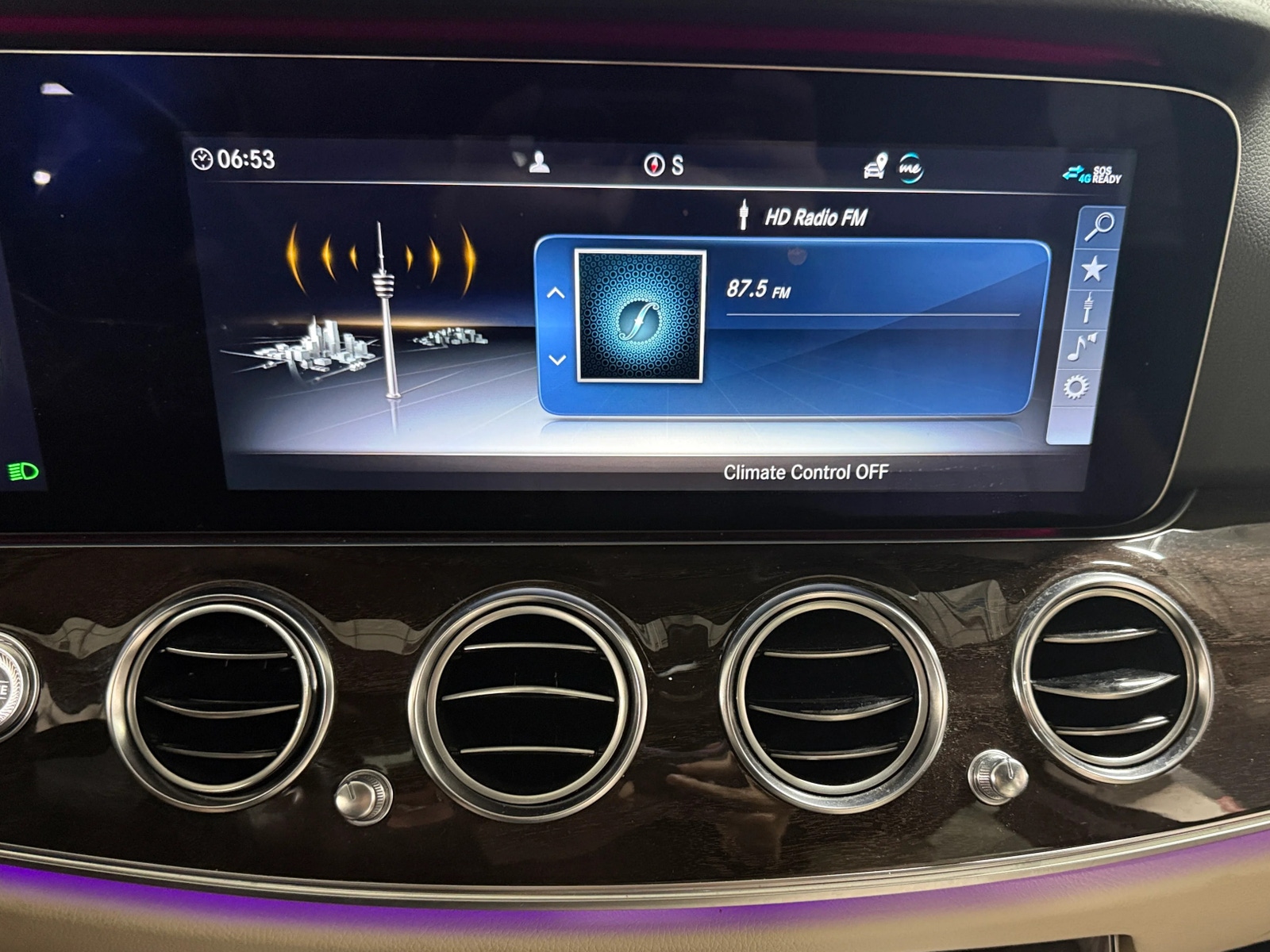 Thumbnail: 2019 Mercedes-Benz E-Class - 3